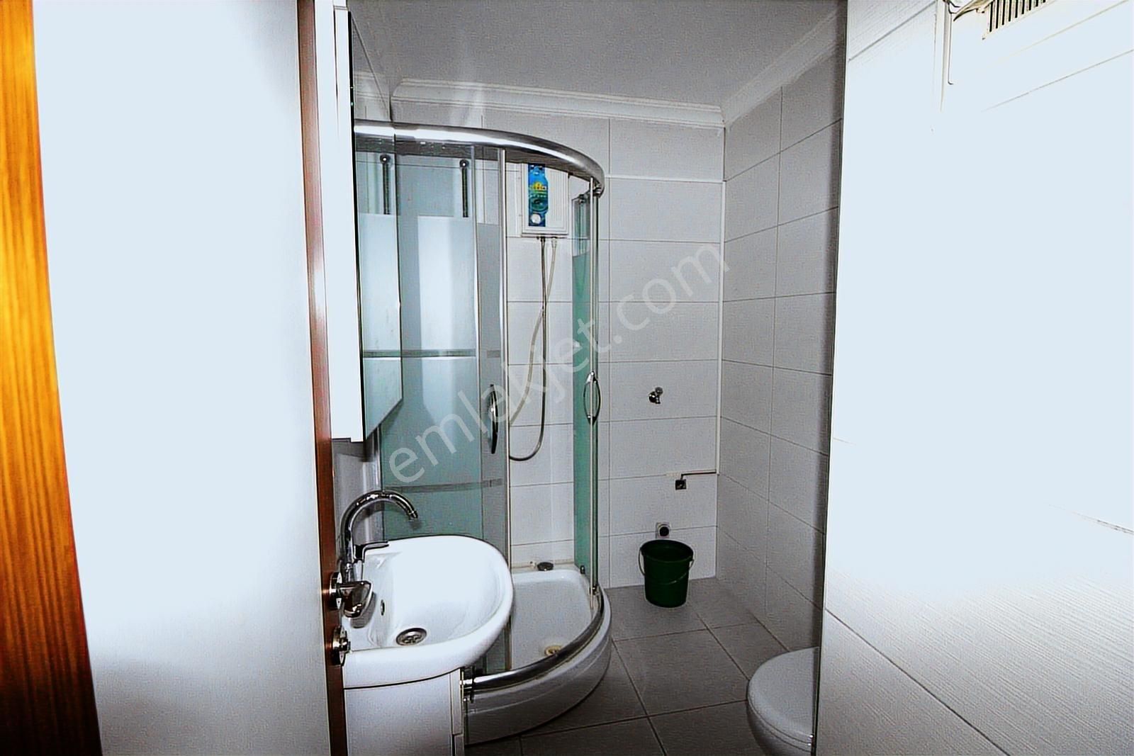 Avm - Adliye - Hastane Yakını Ara Kat Kiralık 1+1 Daire - Görsel 13