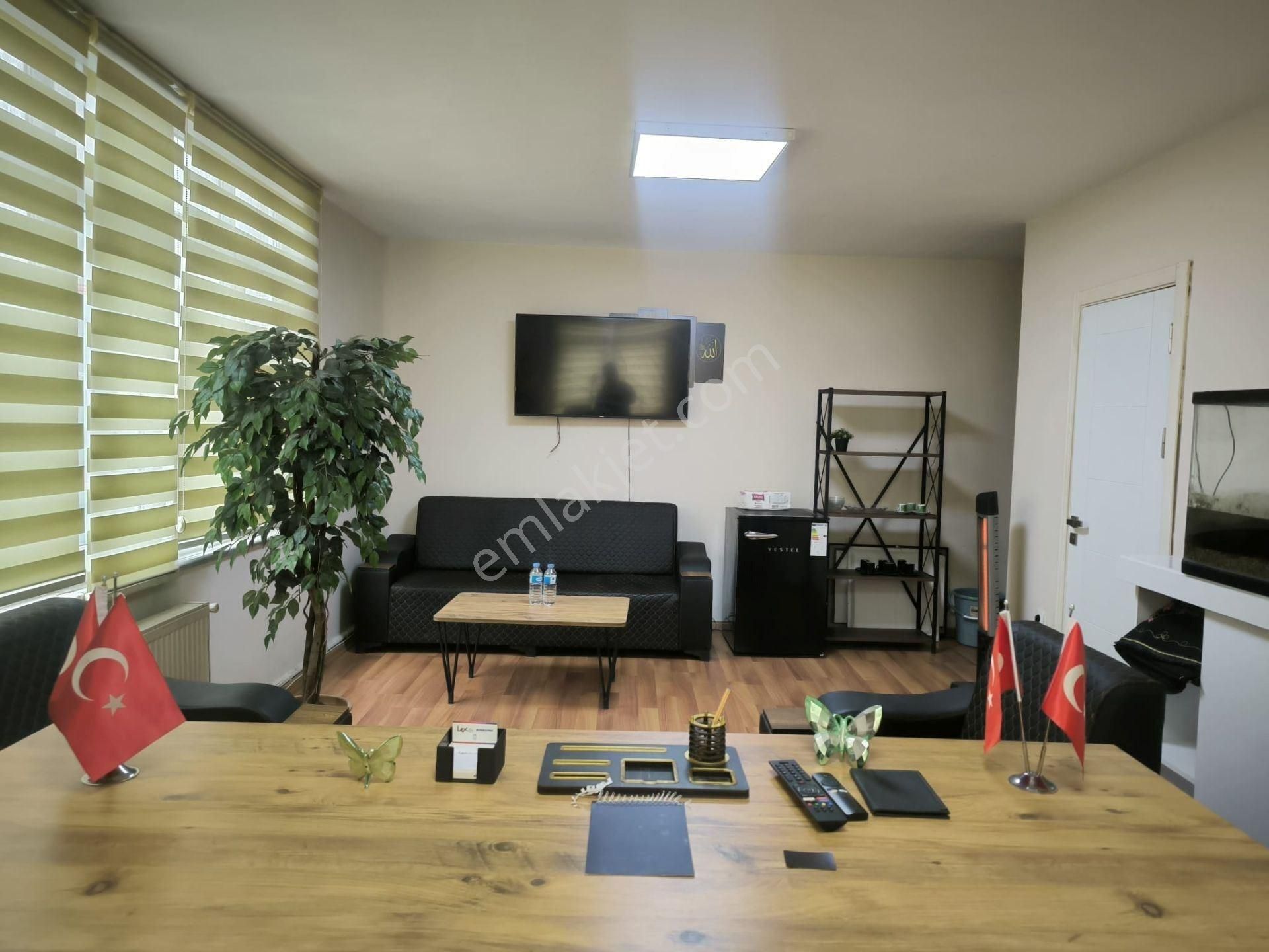 Avcılar'ın Kalbinde, Tabela Değeri Yüksek, Fırsat Ofis/büro - Görsel 16