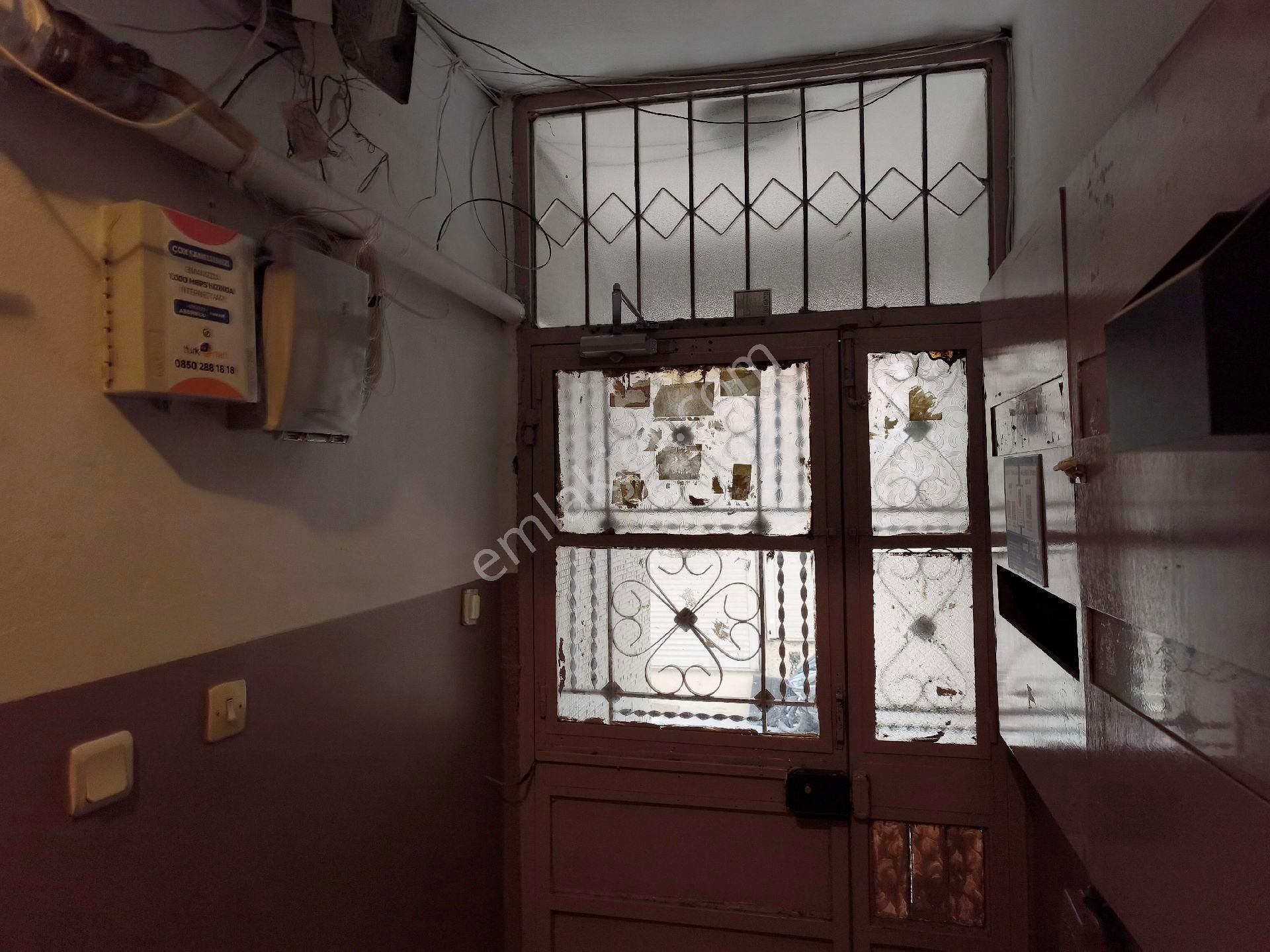 Re/max'tan Bağcılarda Kira Gelirli - Görsel 4