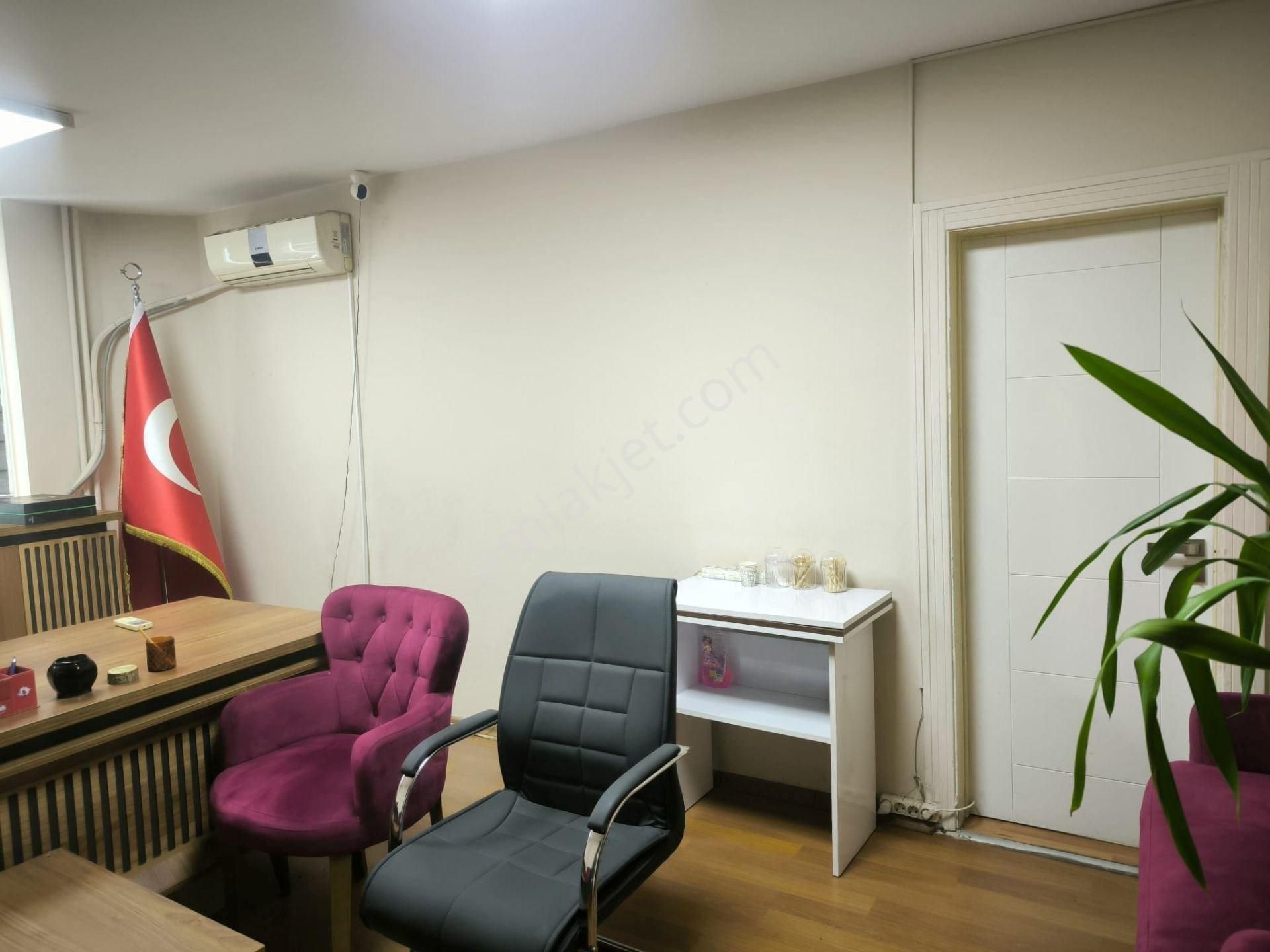 Avcılar'ın Kalbinde, Tabela Değeri Yüksek, Fırsat Ofis/büro - Görsel 19