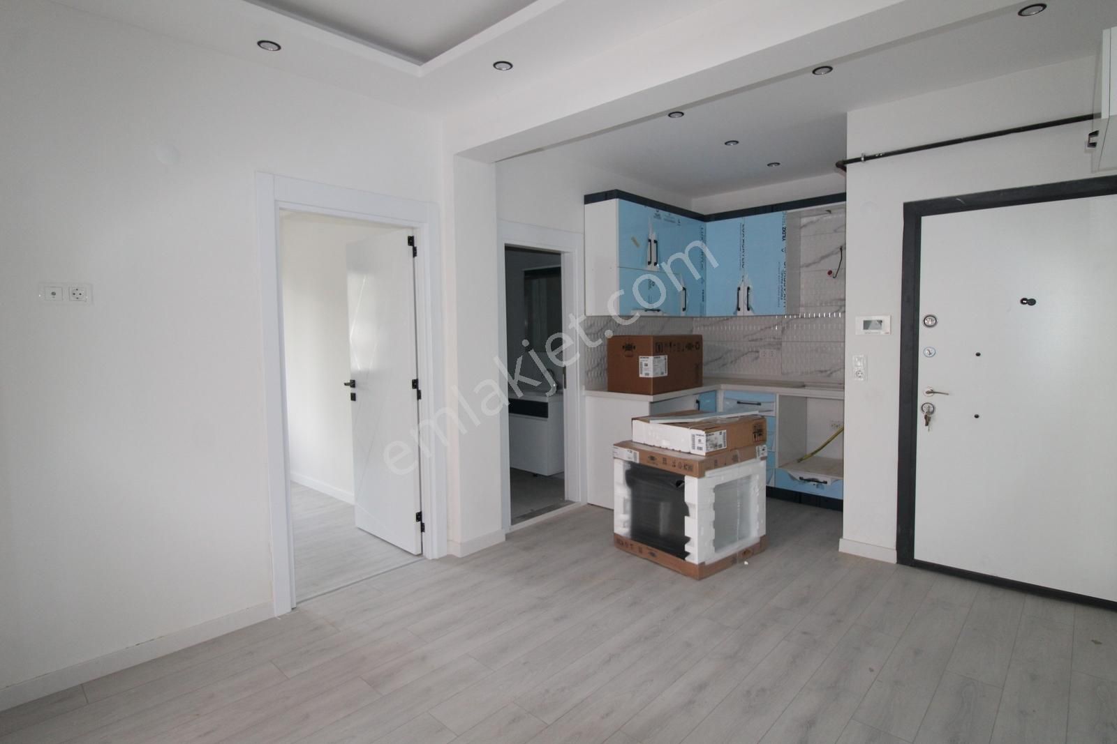 Bahçelievler Mah. Teknik Lise Cd. Ptt Şubesi Karşı Sokağında - Görsel 2