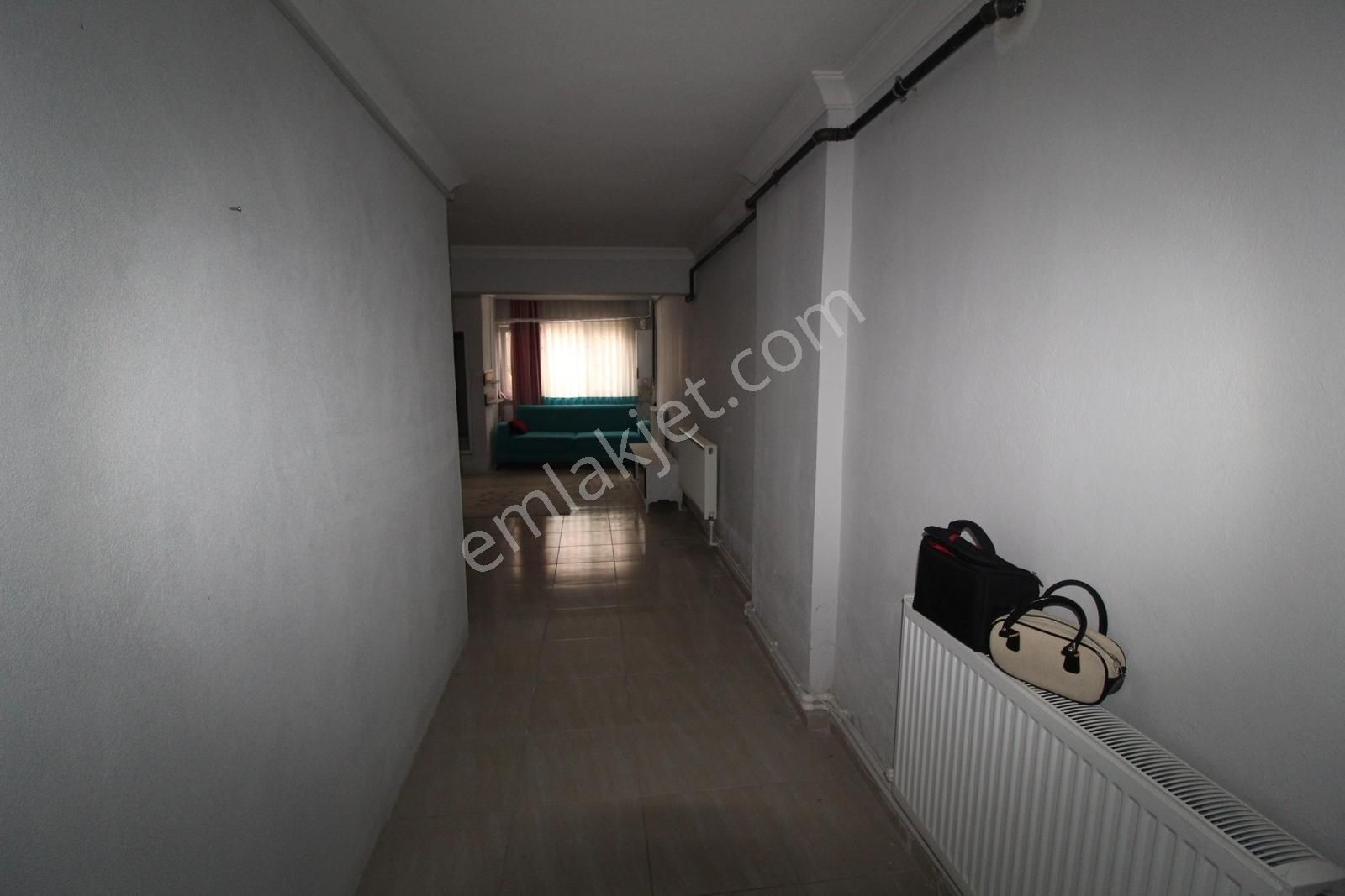 Bahçelievler Teknik Lise Cad.üzeri Bodrum Kat Satılık 1+1 Daire - Görsel 7