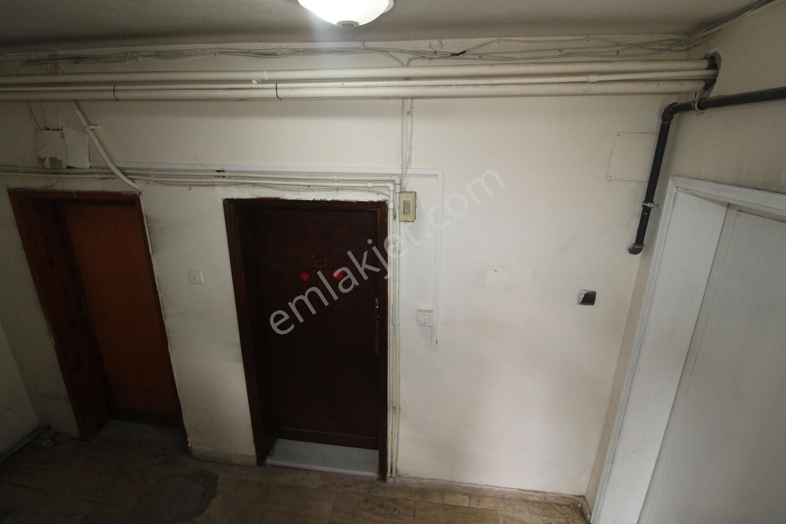 Bahçelievler Teknik Lise Cad.üzeri Bodrum Kat Satılık 1+1 Daire - Görsel 11