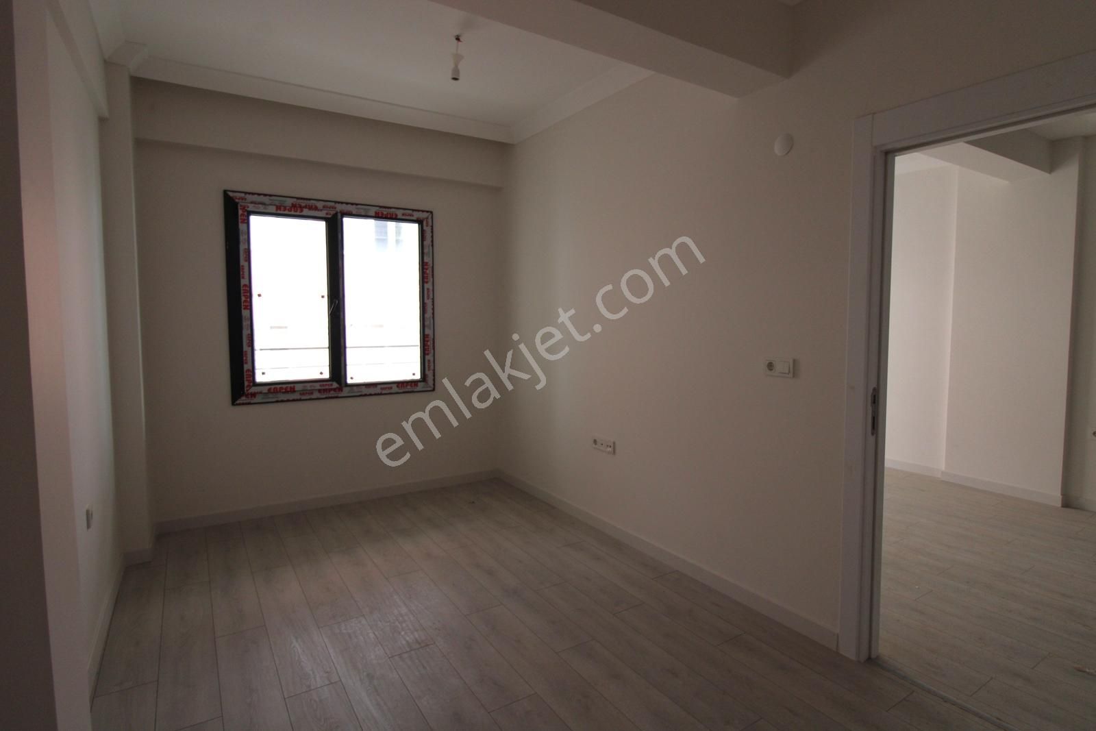 Bahçelievler Mah. Teknik Lise Cd. Ptt Şubesi Sokağında 1+1 Daire - Görsel 13