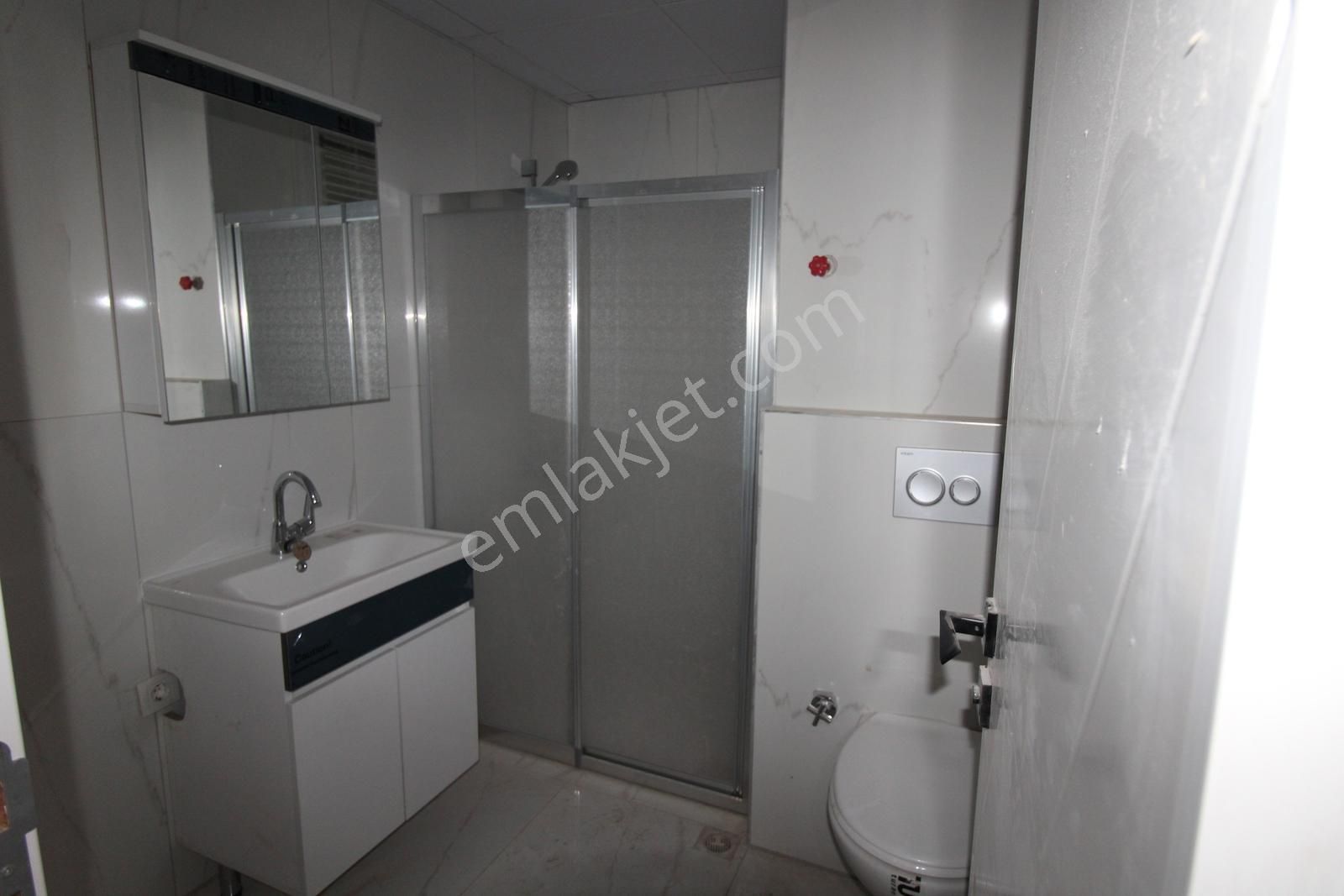 Bahçelievler Mah. Teknik Lise Cd. Ptt Şubesi Sokağında 1+1 Daire - Görsel 14