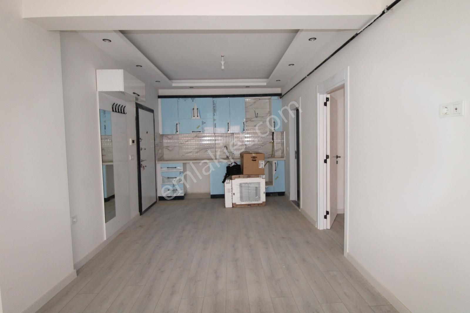 Bahçelievler Mah. Teknik Lise Cd. Ptt Şubesi Sokağında 1+1 Daire