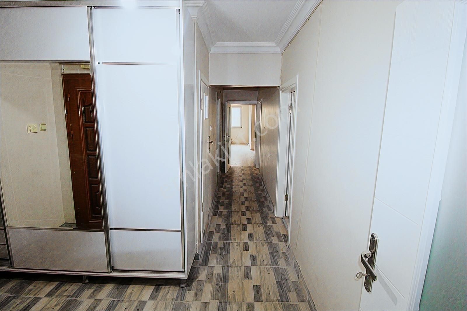 Startkey Den Bahçelievlerde Satılık Arakat 2+1 Daire 115m2 - Görsel 4