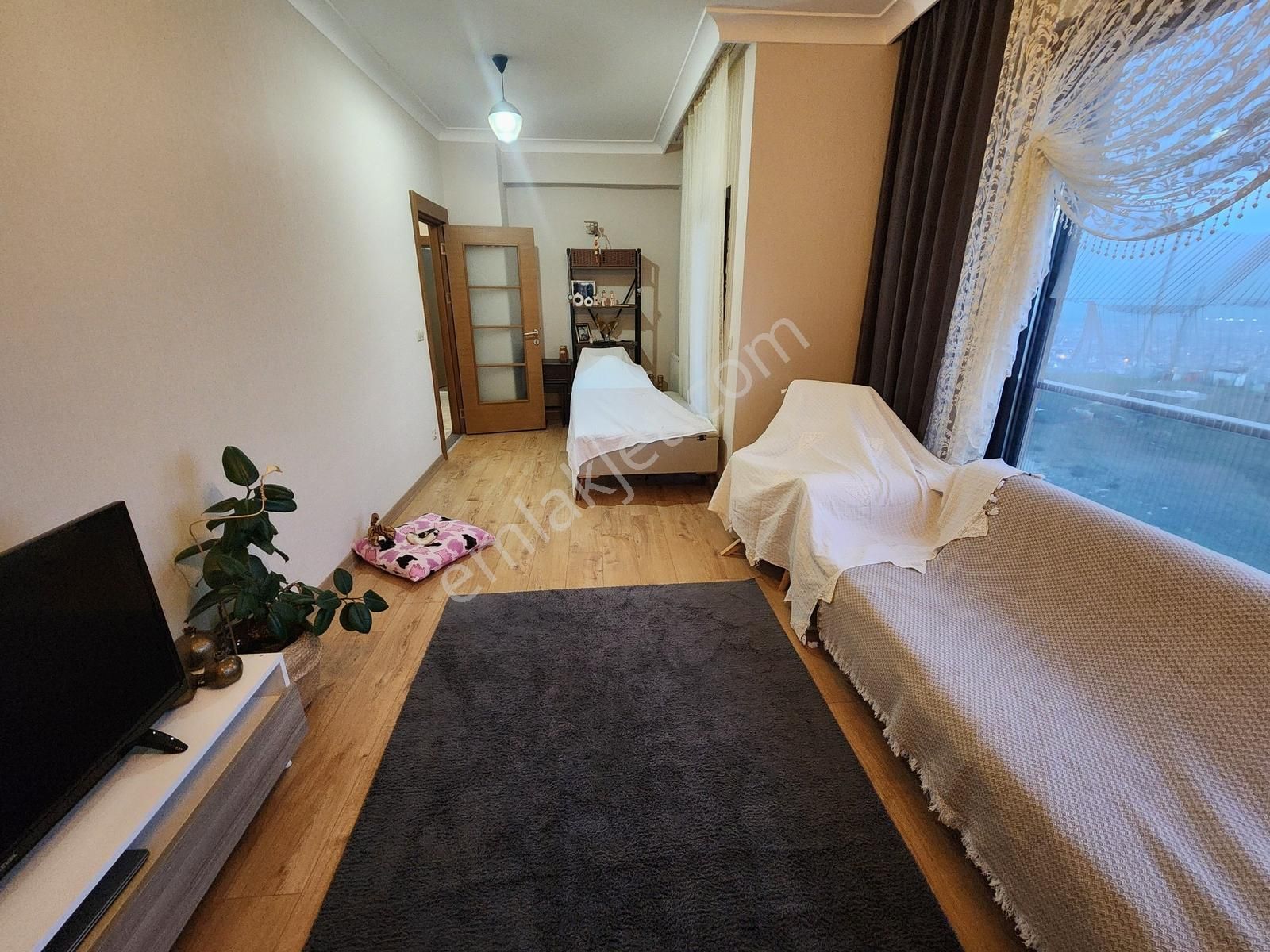 Startkey Yönden Şehir Manzaralı Ferah Kapalı Otoparklı 3+1 - Görsel 20