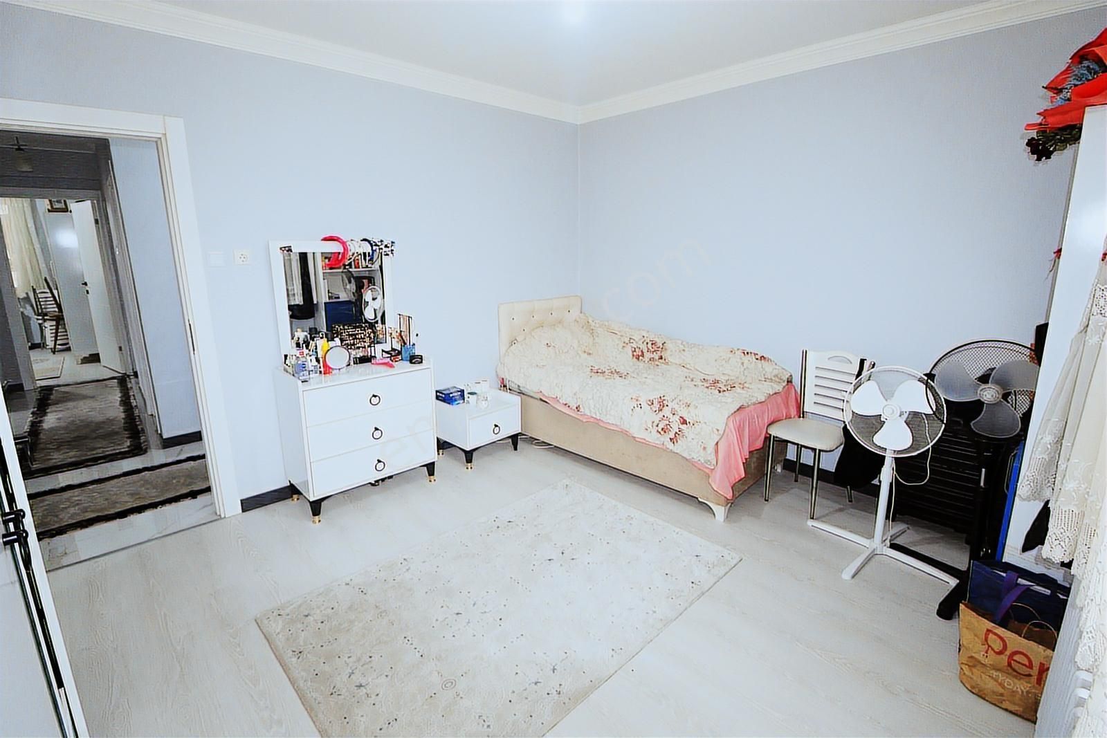 Startkey Yönden M.a.ersoy Cadde Üstü İçi Yenilenmiş Geniş 3+1 - Görsel 18