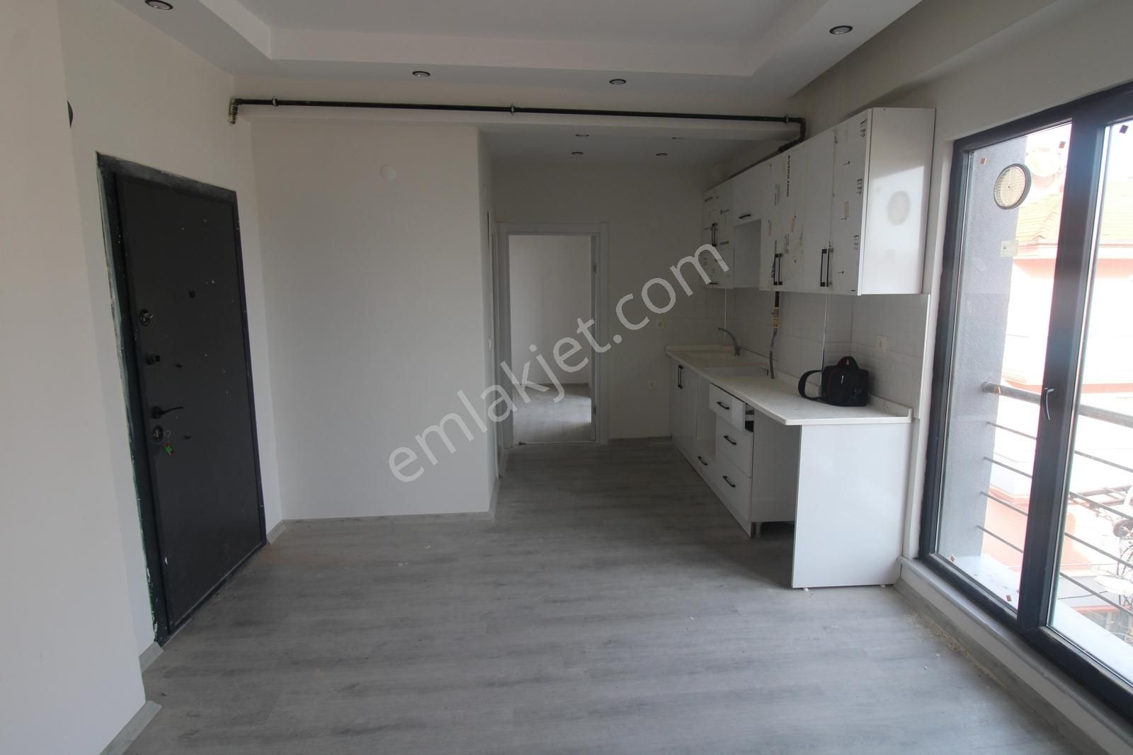 Sütlüce Mah.nef 'e Yürüme Mesafesinde Sıfır Satılık 1+1 Daire - Görsel 8