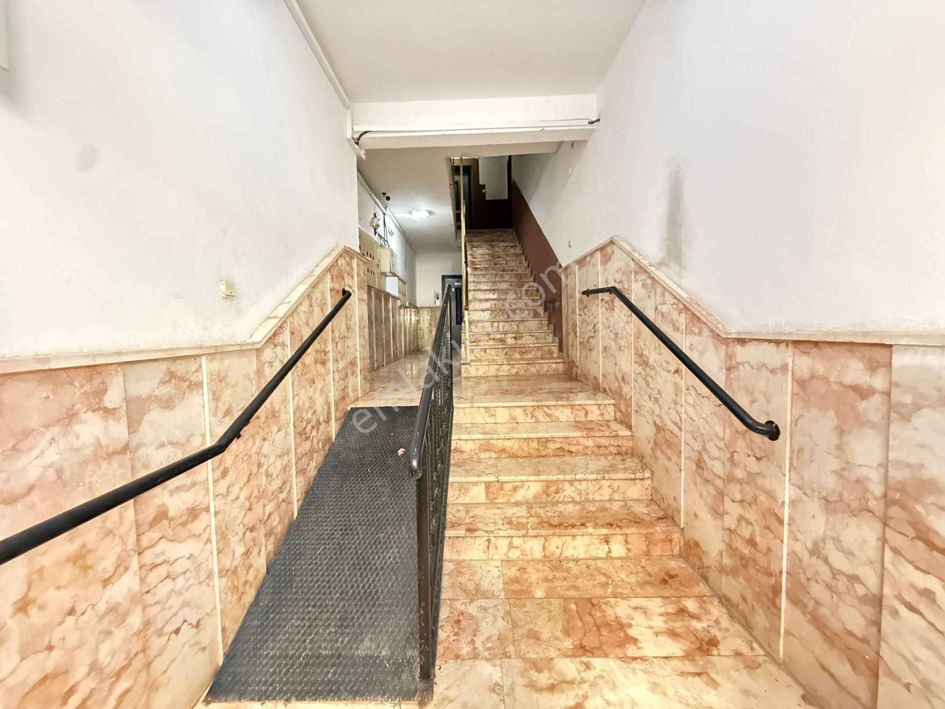 Alanya Güllerpınarı 25m Yol Üstü 3+1 Eşyasız Kiralık Daire - Görsel 20