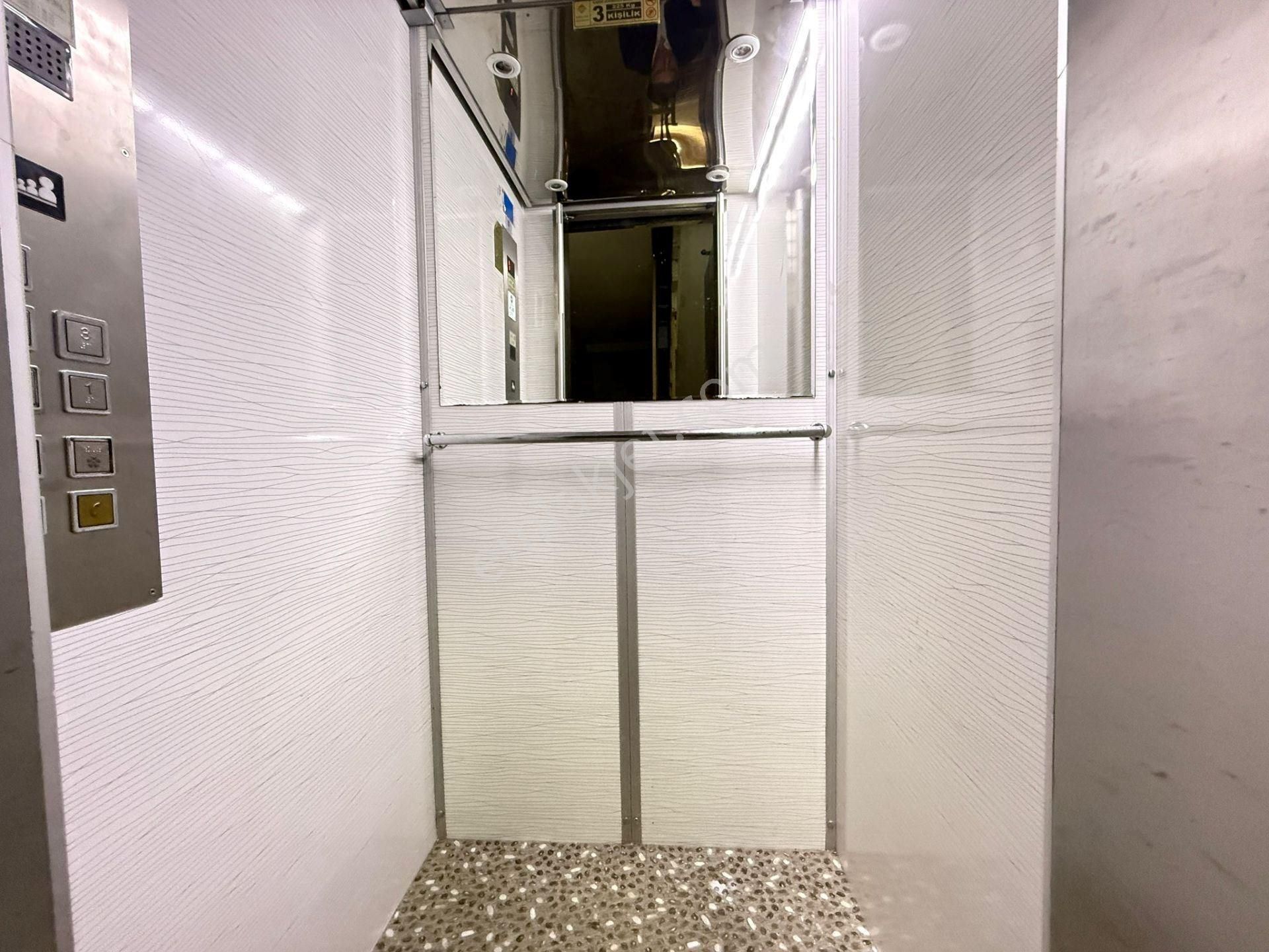 Alanya Güllerpınarı 25m Yol Üstü 3+1 Eşyasız Kiralık Daire - Görsel 22