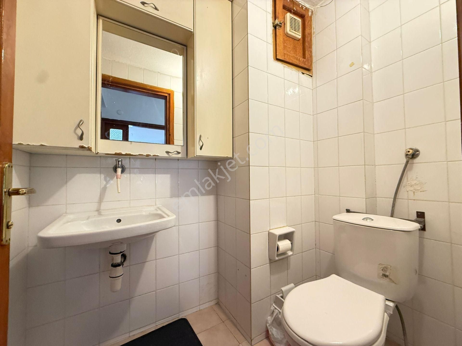 Alanya Güllerpınarı 25m Yol Üstü 3+1 Eşyasız Kiralık Daire - Görsel 18