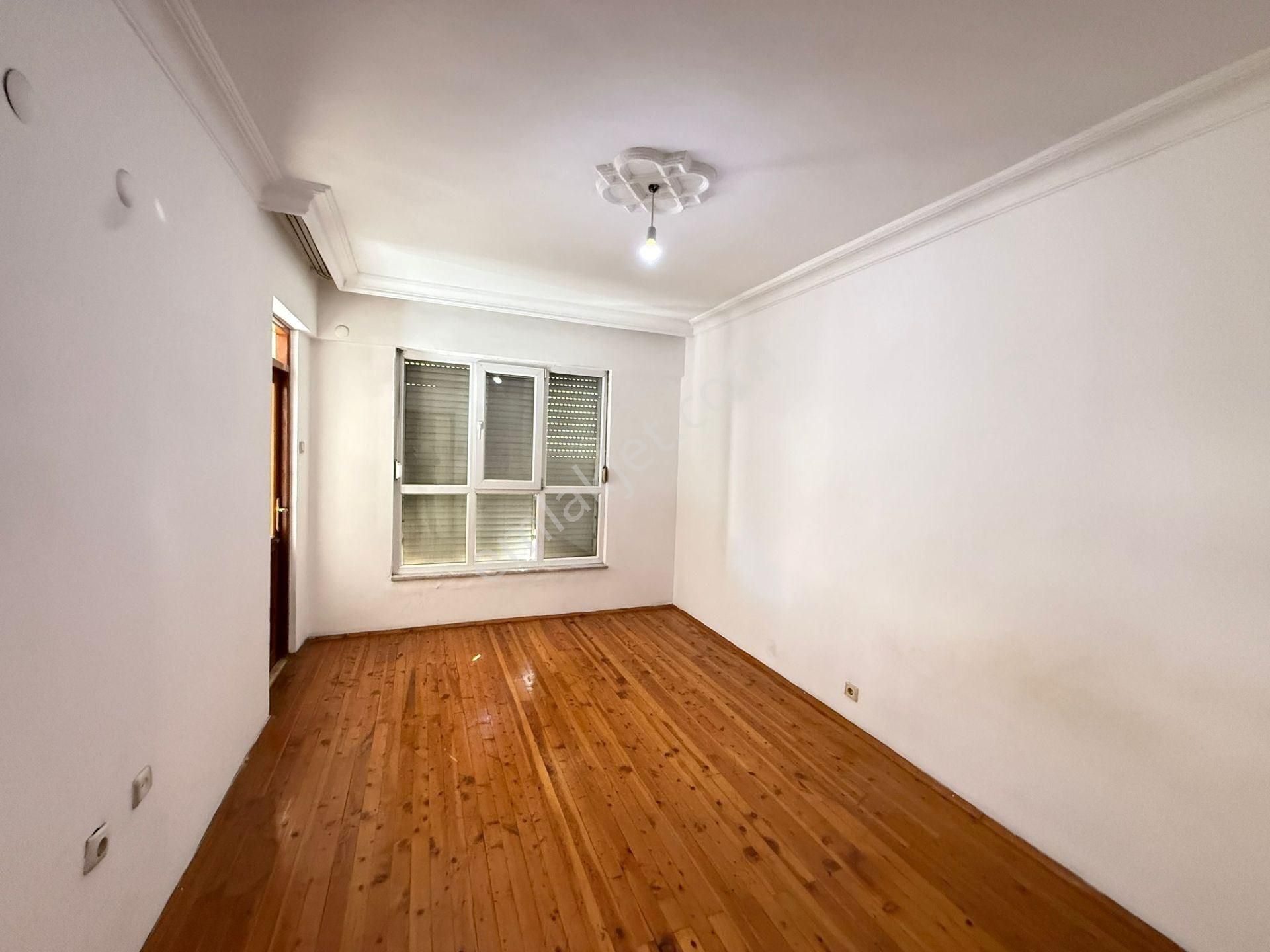 Alanya Güllerpınarı 25m Yol Üstü 3+1 Eşyasız Kiralık Daire - Görsel 15