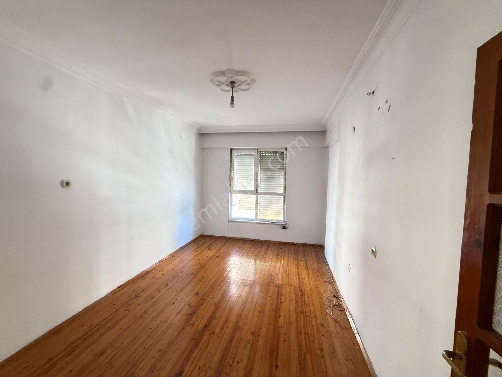 Alanya Güllerpınarı 25m Yol Üstü 3+1 Eşyasız Kiralık Daire - Görsel 12