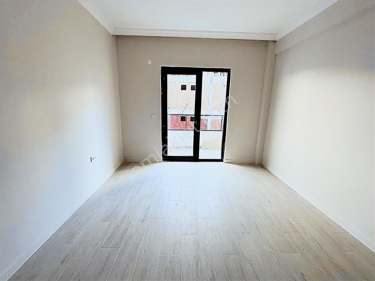 Okullar Bölgesinde Geniş Lüks Daire - Görsel 22