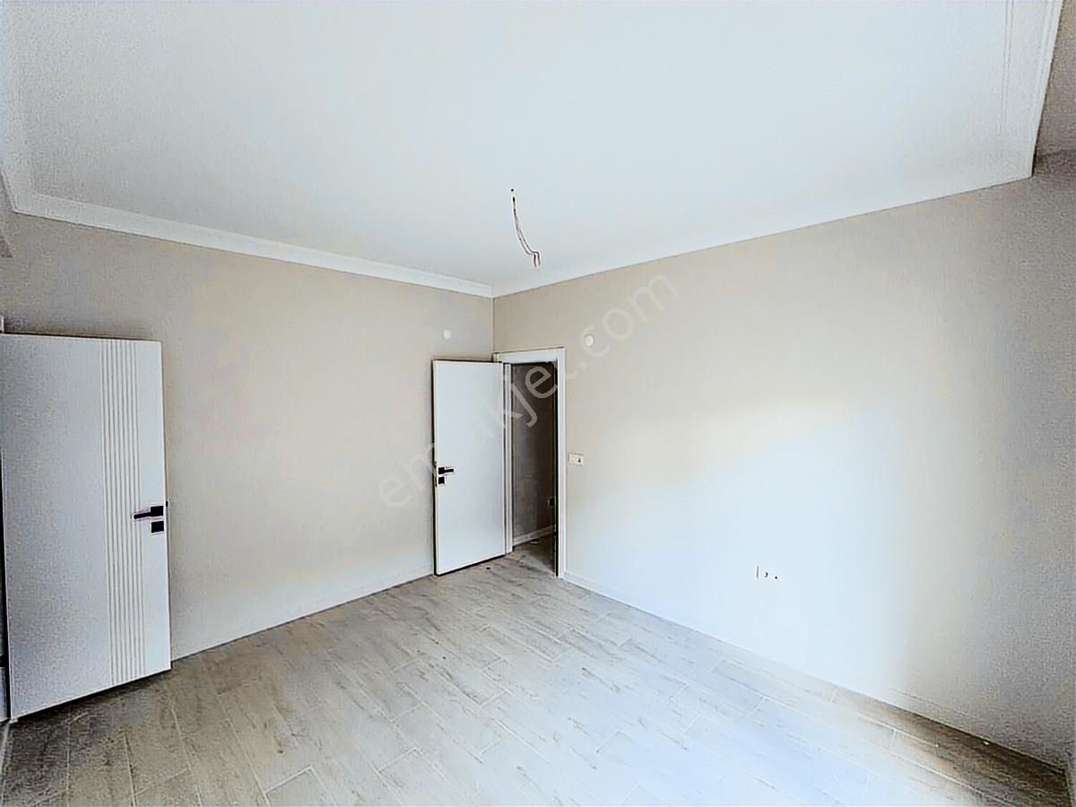 Okullar Bölgesinde Geniş Lüks Daire - Görsel 28