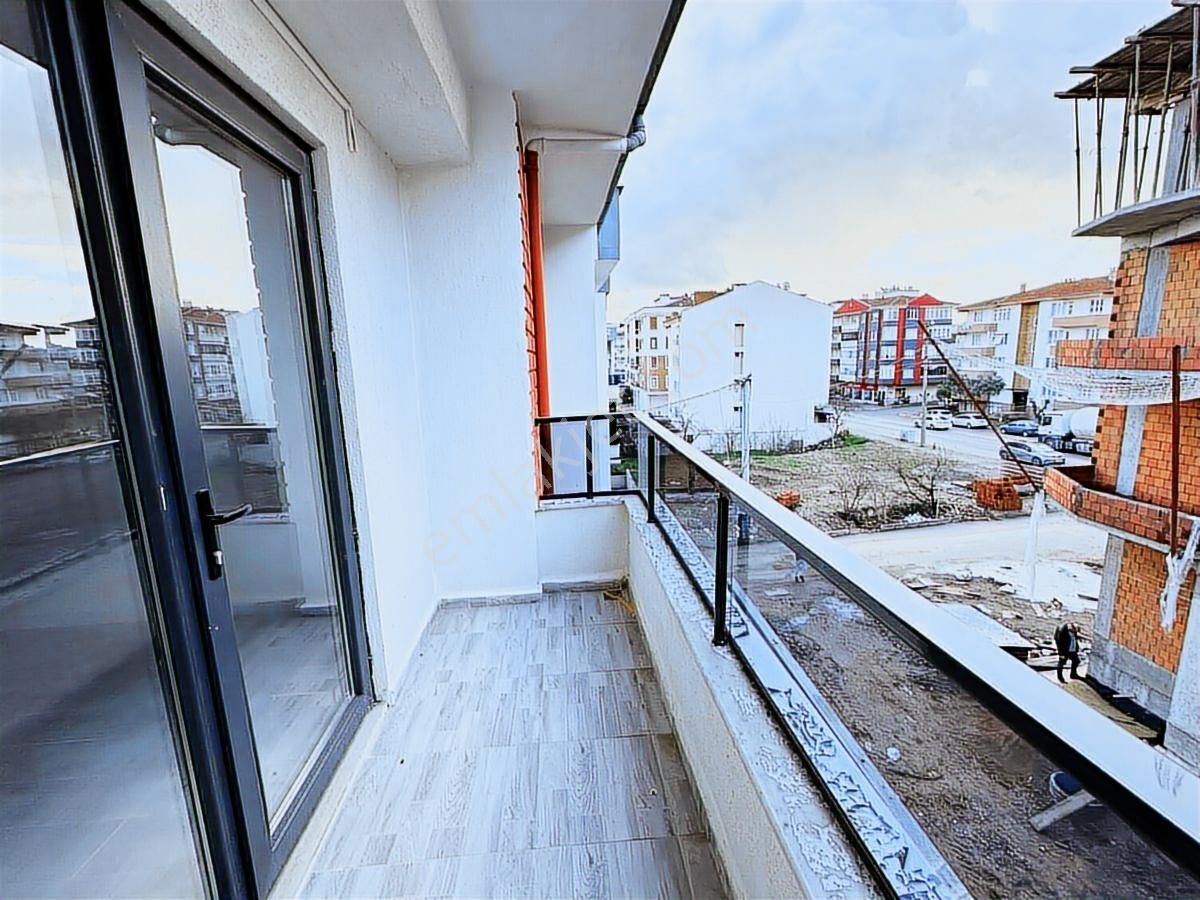 Okullar Bölgesinde Geniş Lüks Daire - Görsel 32
