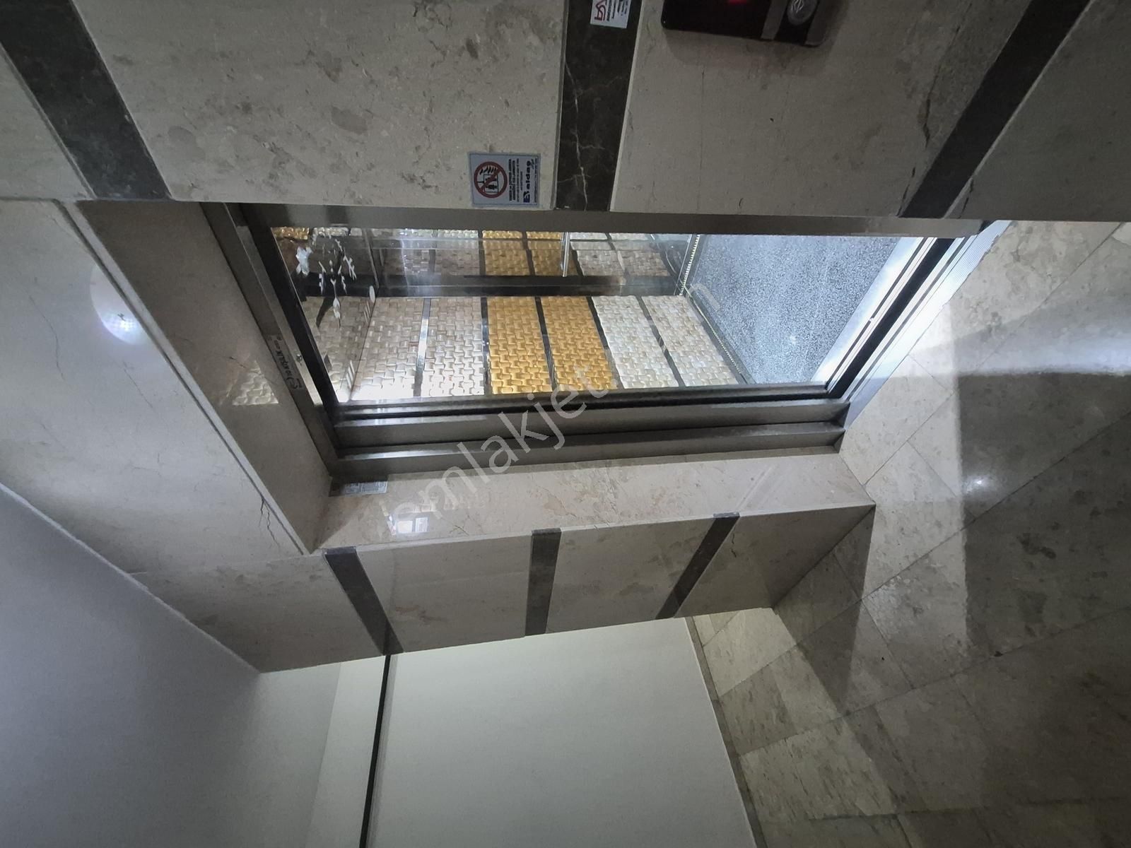 Yatırımlık,kiracılı,eşyalı Satılık Ara Kat 1+1 - Görsel 8