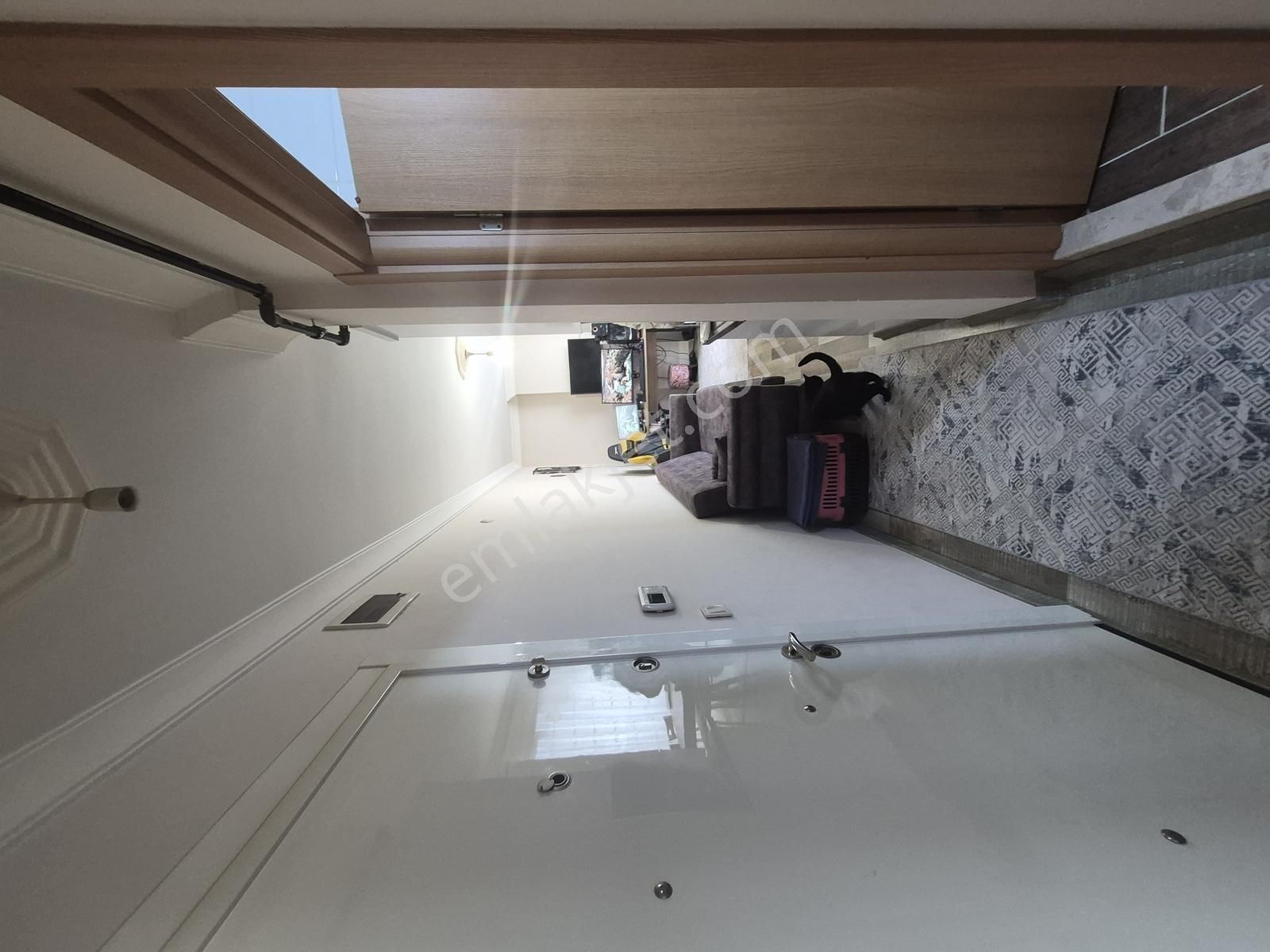 Yatırımlık,kiracılı,eşyalı Satılık Ara Kat 1+1 - Görsel 15