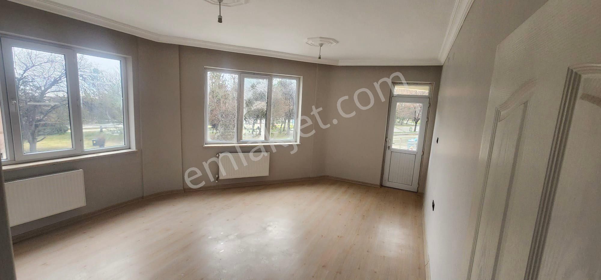 İ-627 Batıkent 3+1 Kiralık Daire - Görsel 10