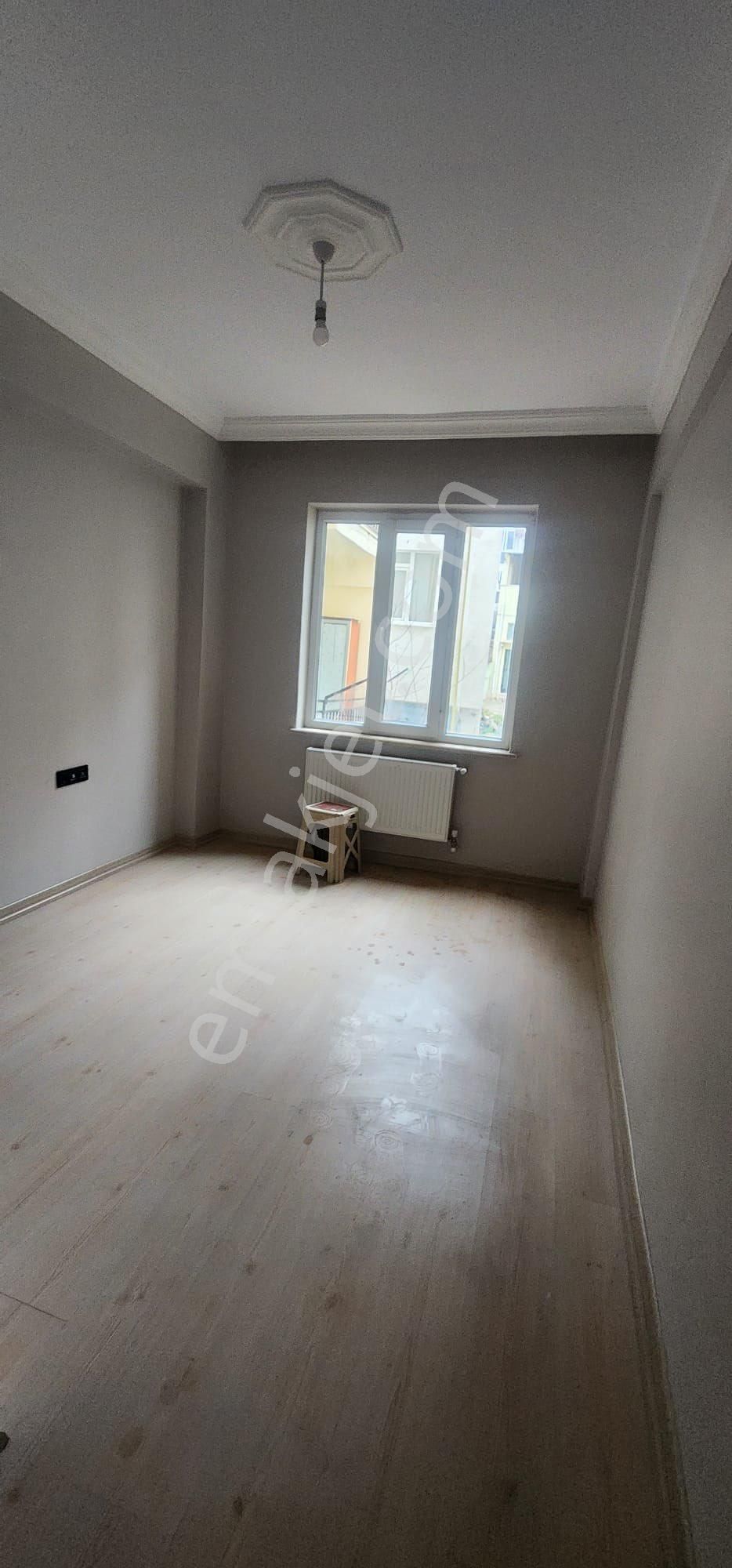 İ-627 Batıkent 3+1 Kiralık Daire - Görsel 11