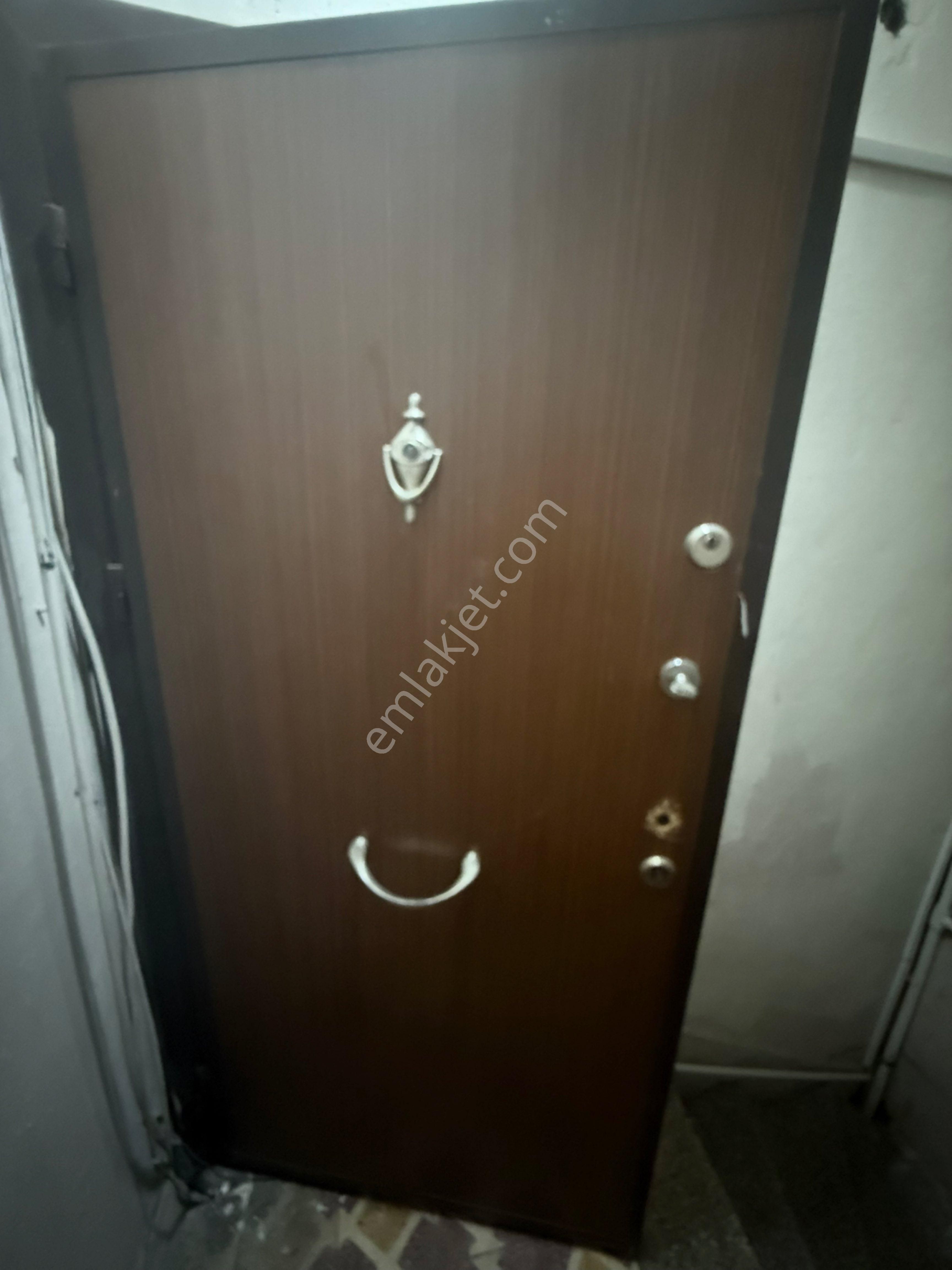 Fatih Hırkai Şerif Mah Yarı Eşyalı Kıralık Daıre Kat 2 1+1 - Görsel 27
