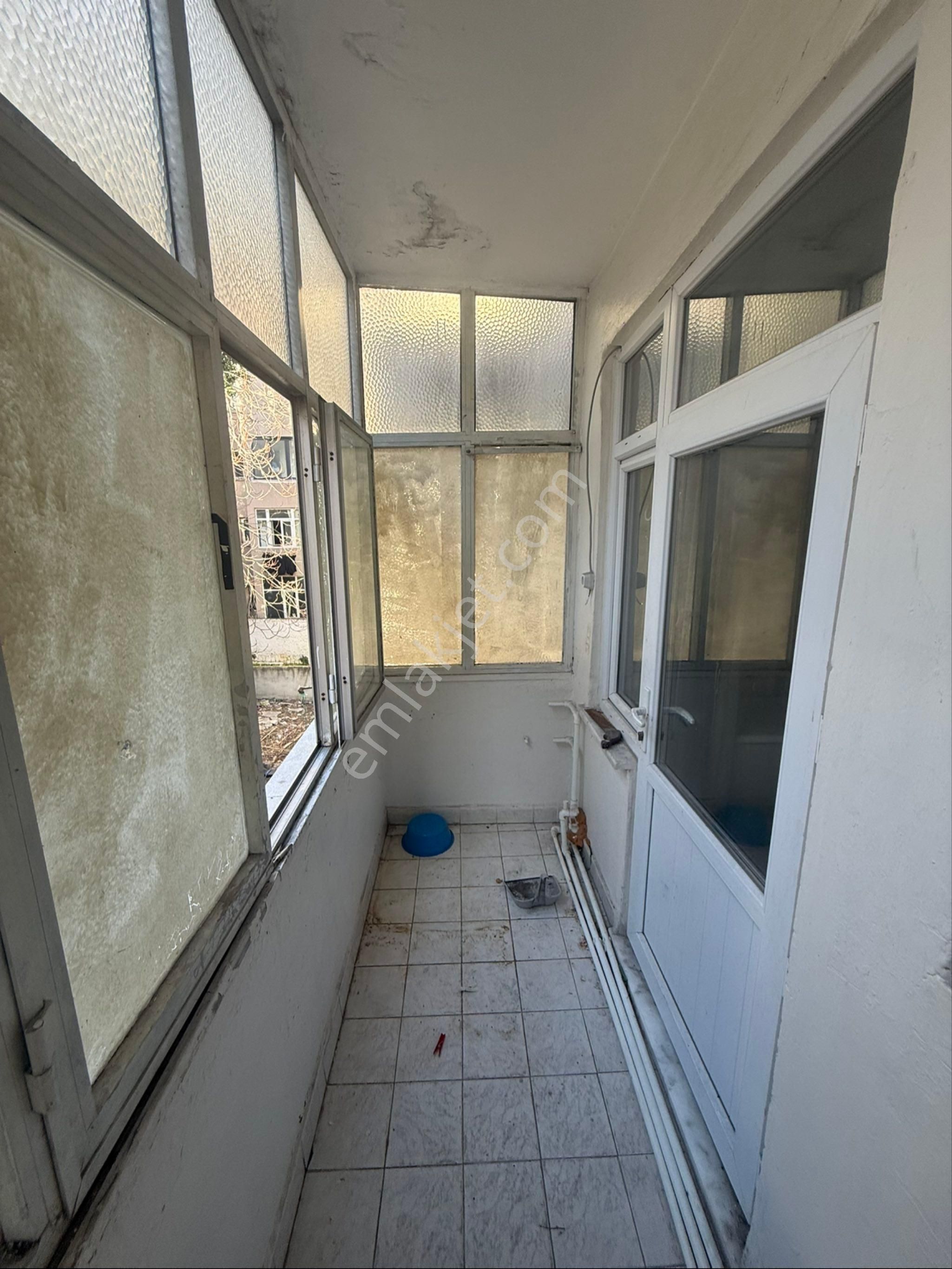 Fatih Hırkai Şerif Mah Yarı Eşyalı Kıralık Daıre Kat 2 1+1 - Görsel 23