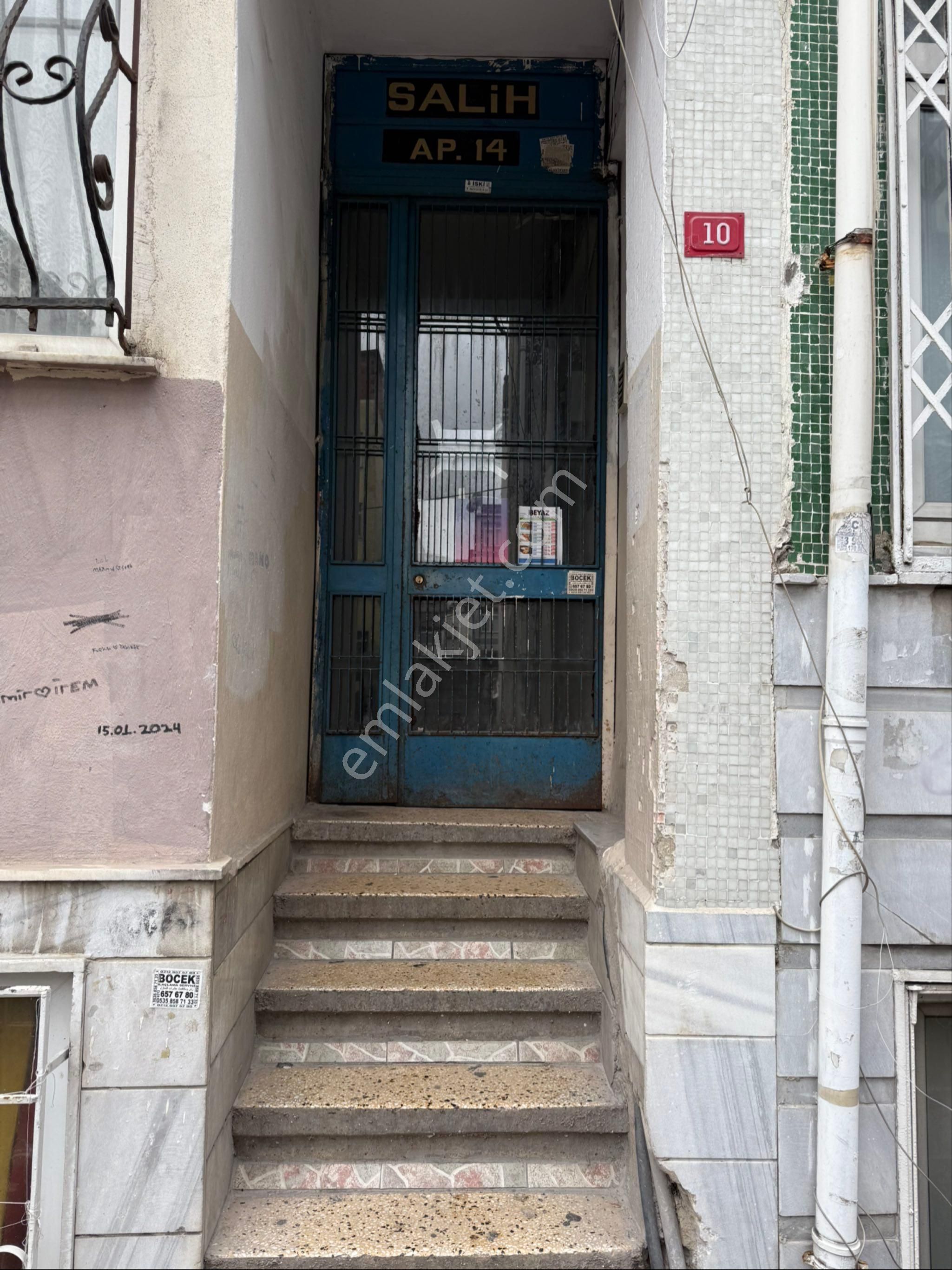 Fatih Hırkai Şerif Mah Yarı Eşyalı Kıralık Daıre Kat 2 1+1 - Görsel 2