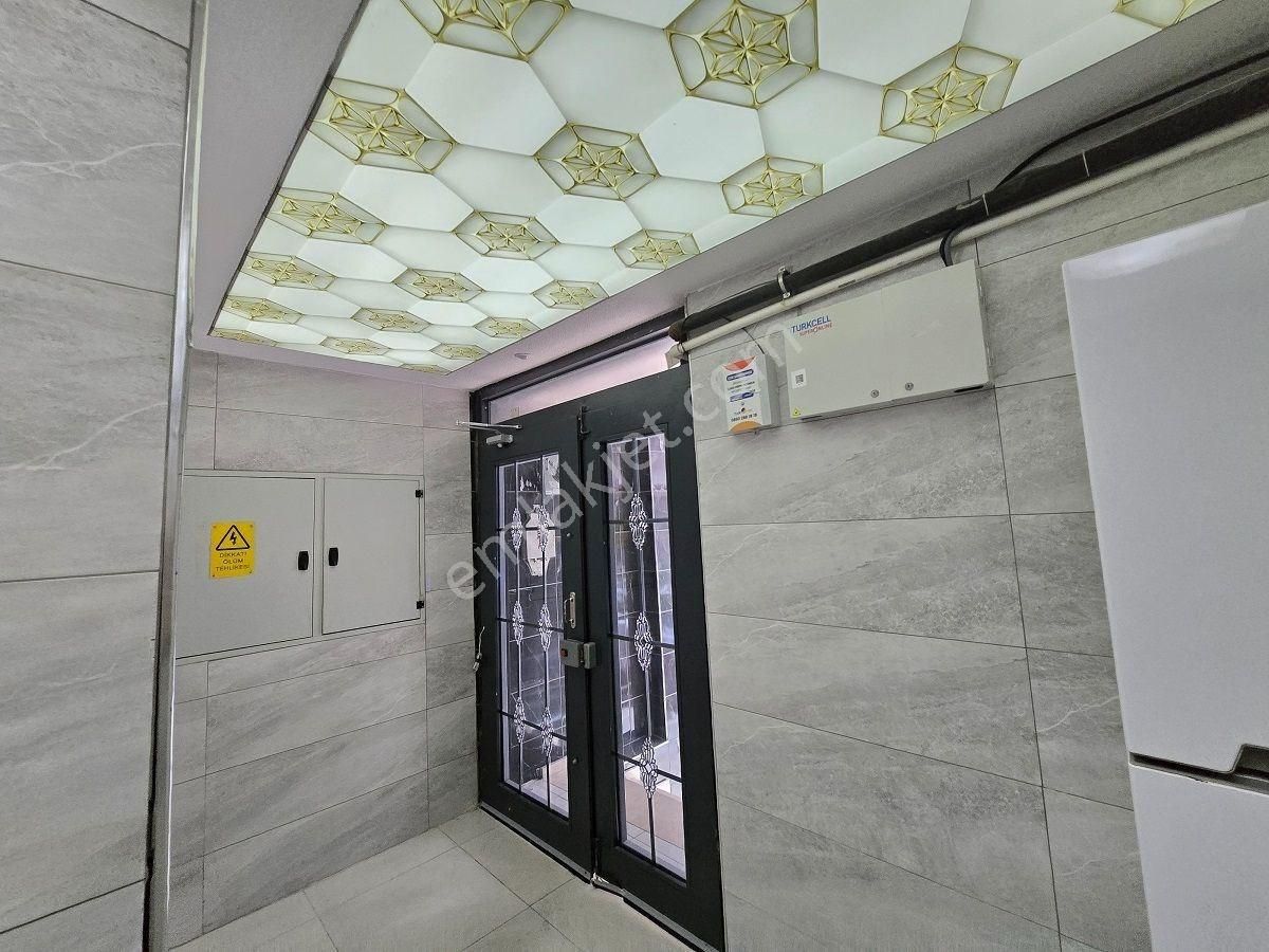 Esenyurt Turgut Özalda Metrobüse 500 Metre 3+1=110m2 Ara Kat - Görsel 20
