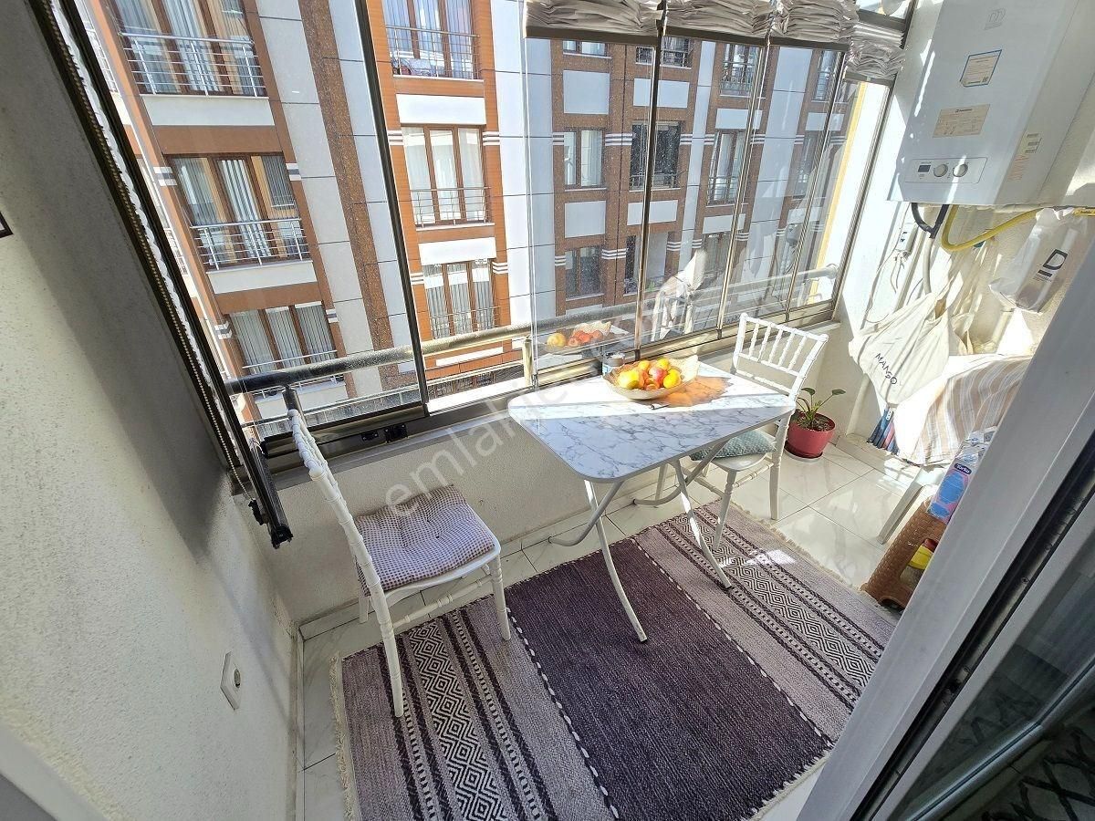 Esenyurt Turgut Özalda Metrobüse 500 Metre 3+1=110m2 Ara Kat - Görsel 11