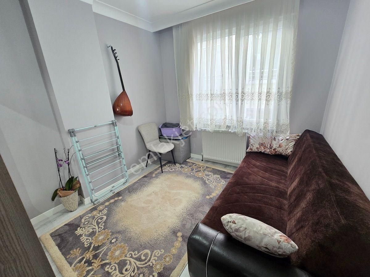 Esenyurt Turgut Özalda Metrobüse 500 Metre 3+1=110m2 Ara Kat - Görsel 17