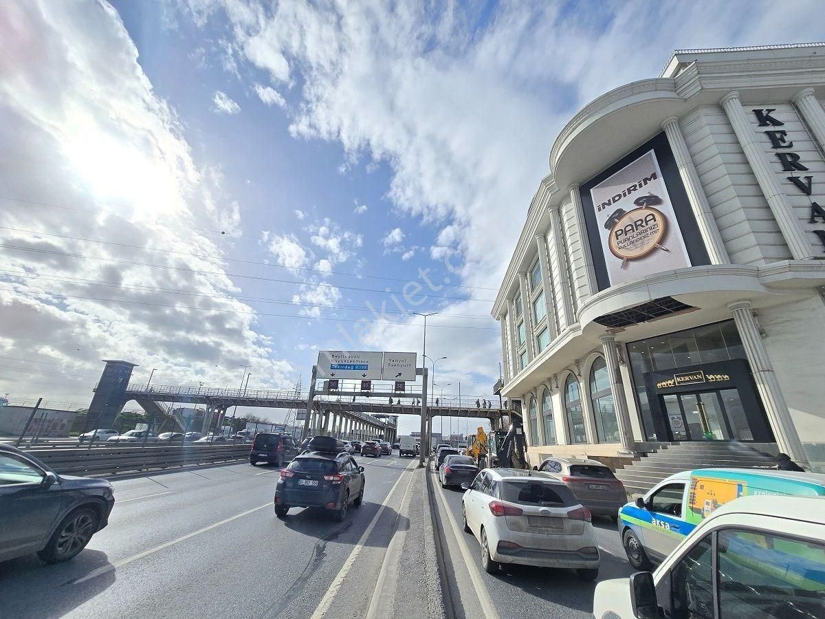 Esenyurt Turgut Özalda Metrobüse 500 Metre 3+1=110m2 Ara Kat - Görsel 21