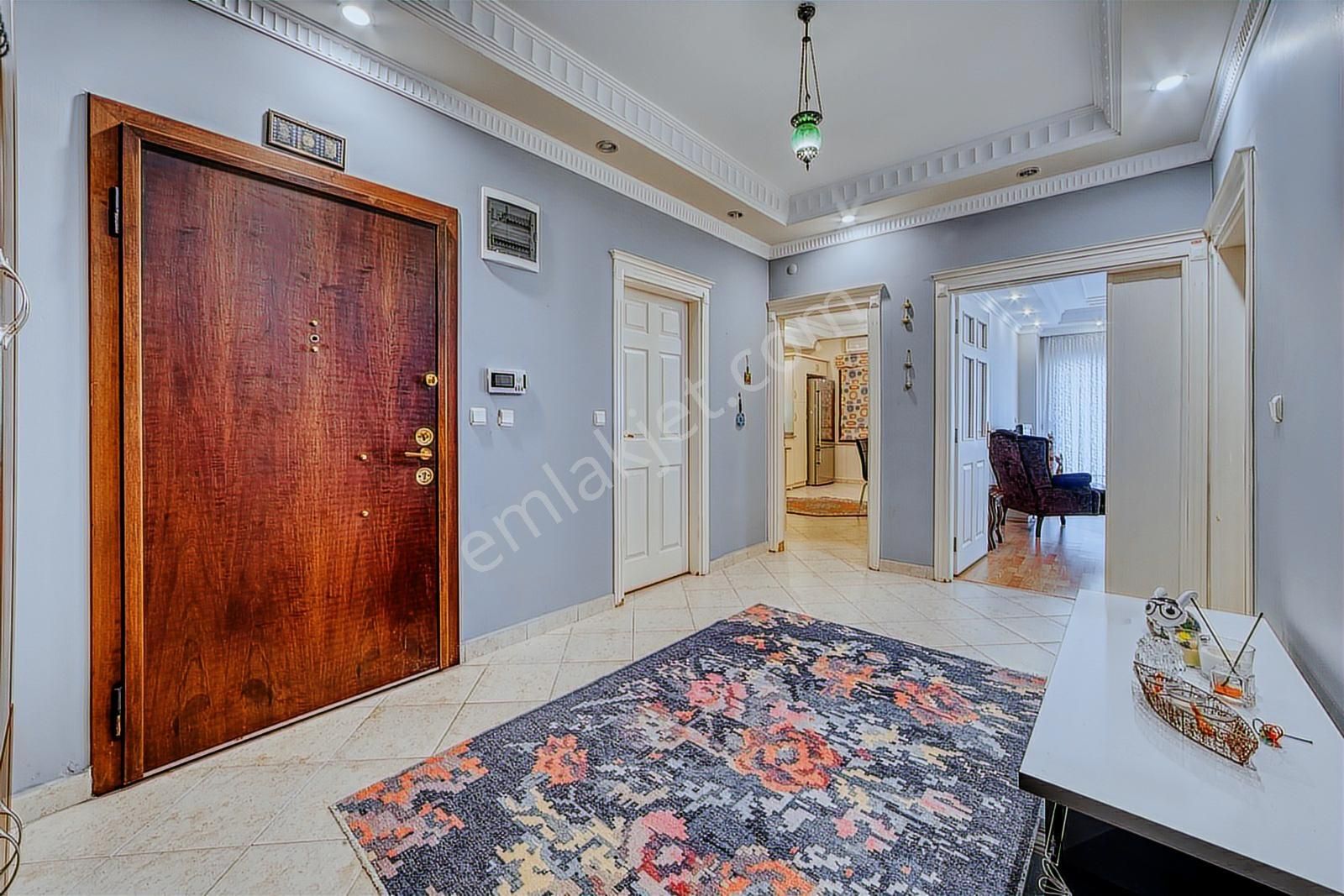 Alanya Merkez 4+1 Lüks Eşyalı Daire Vatandaşlığa Uygun - Görsel 18