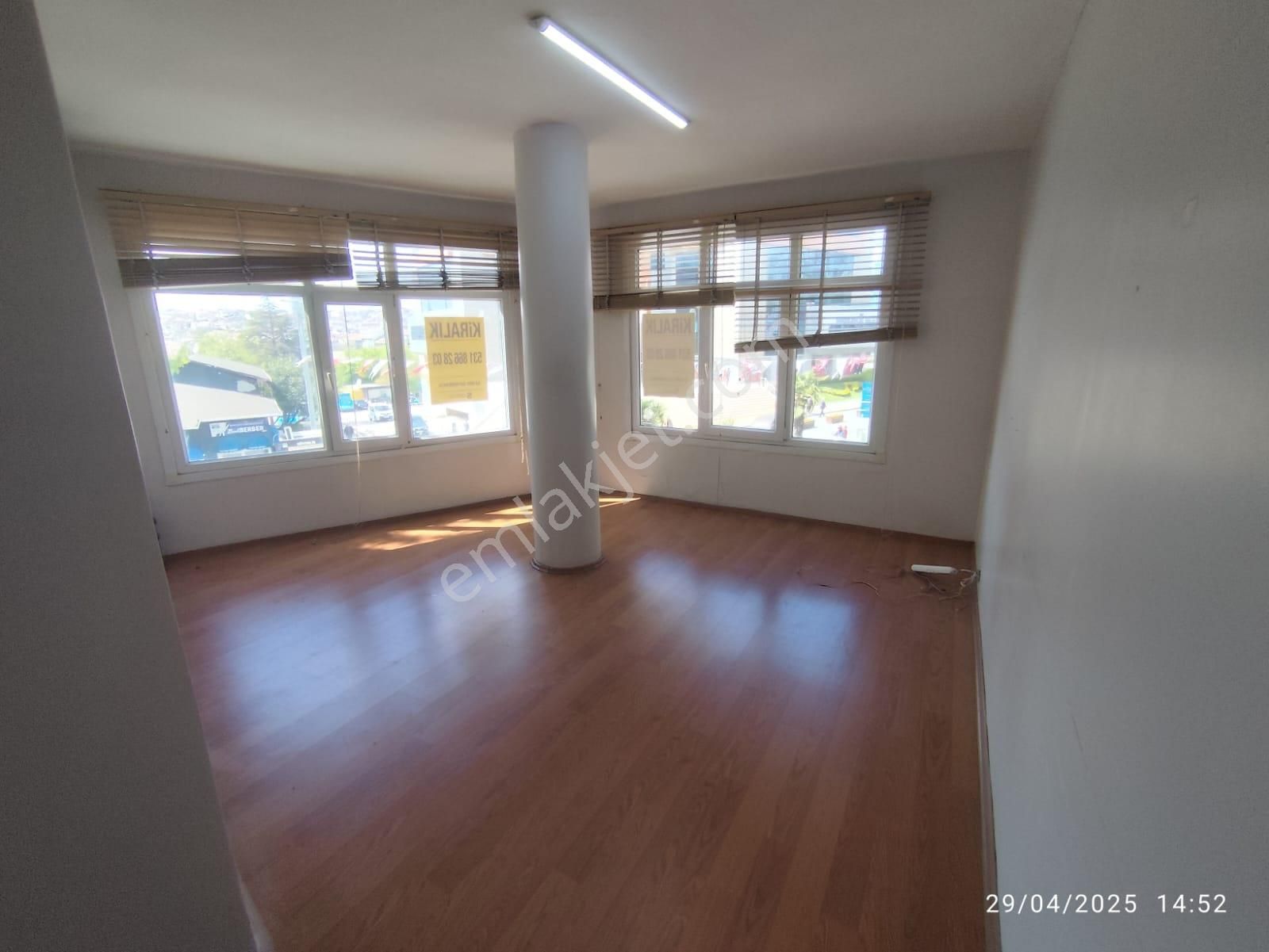 Azmir'den Kiralık 1+1 Cadde Üstü Asansörlü Ofis For Rentللإيجار - Görsel 5