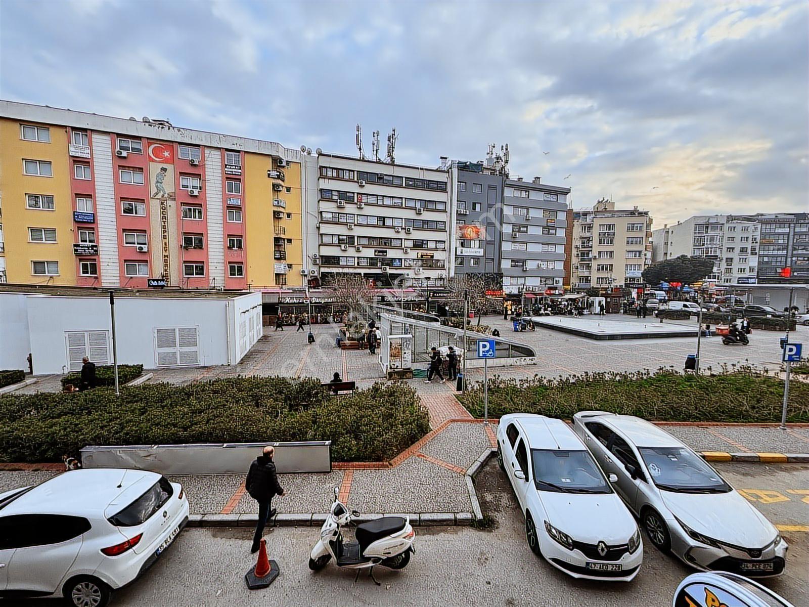 Karşıyaka Çarşı Tabela Değeri Yüksek Ofisler - Görsel 12