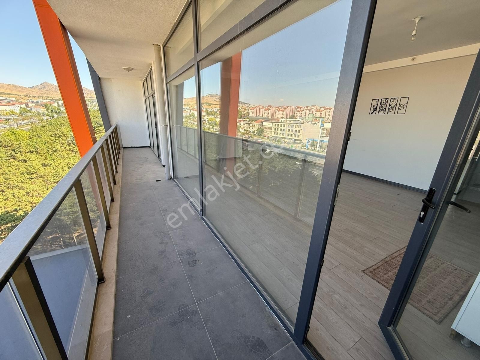 Nek Tower Plazada Güvenlikli Manzaralı 1+1 Satılık Home Ofis - Görsel 31