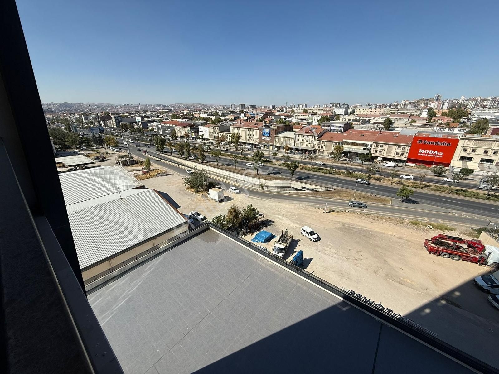 Nek Tower Plazada Güvenlikli Manzaralı 1+1 Satılık Home Ofis - Görsel 33