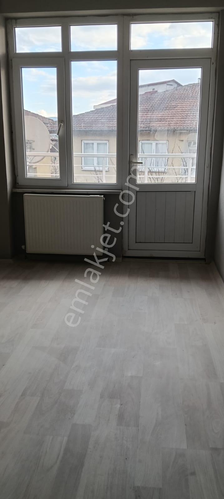 Adalet Gold Group Emlak'tan Ayvaz Mahallesin'de Kiralık Daire 3+1 Ara Katta Doğalgazlı Uygun Fiyata - Görsel 9