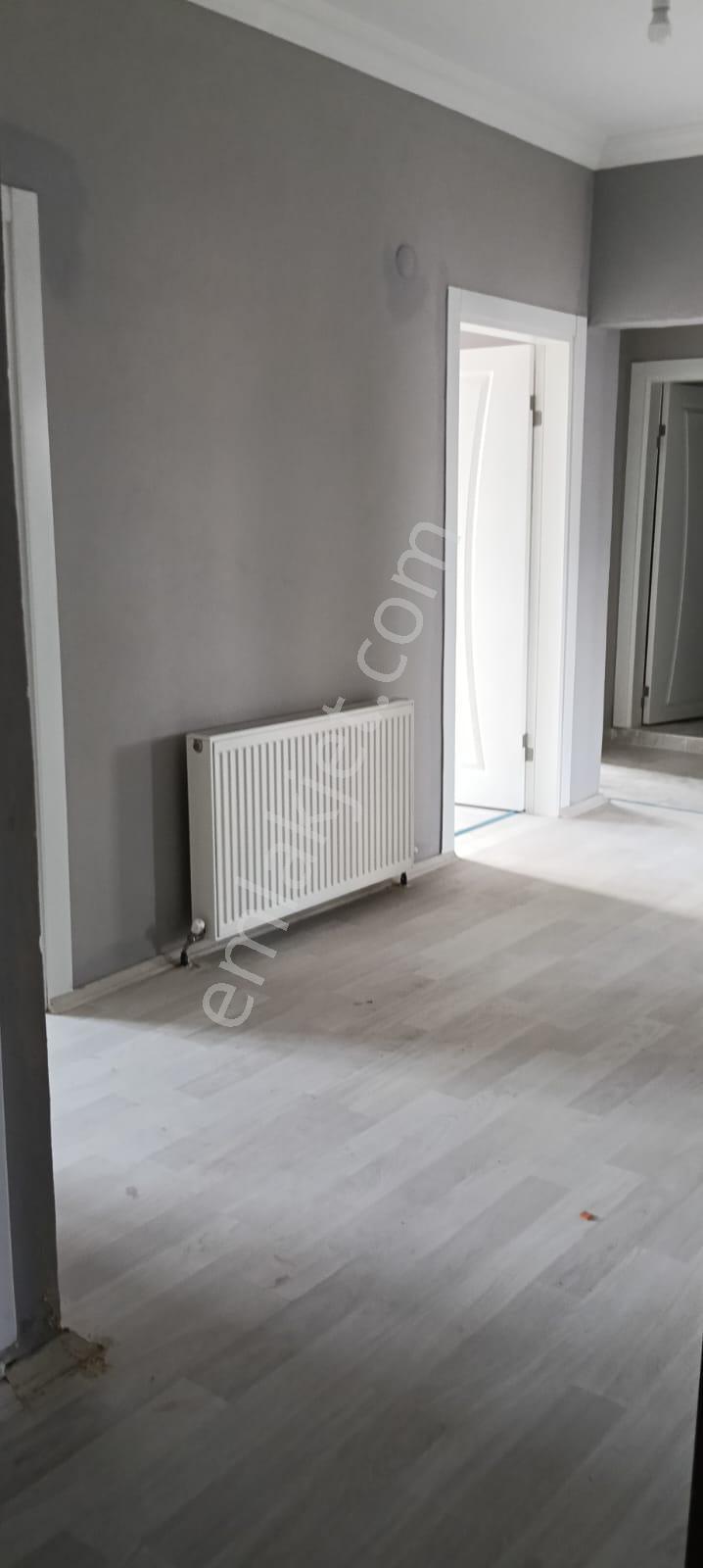 Adalet Gold Group Emlak'tan Ayvaz Mahallesin'de Kiralık Daire 3+1 Ara Katta Doğalgazlı Uygun Fiyata - Görsel 4