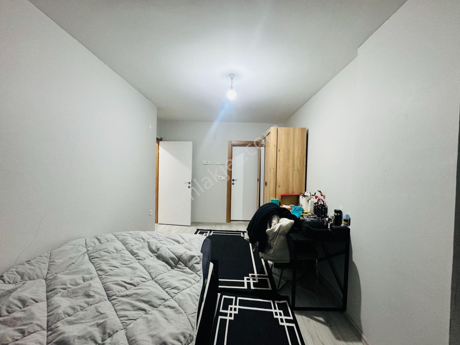 Güven'den Kapaklı'da Cadde Üstünde,k.otoparklı,teraslı 3+1 Daire - Görsel 19