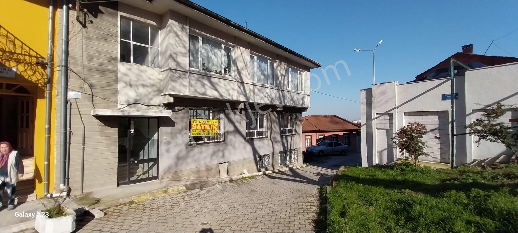 Yeşil Caminin Hemen Altın Da Manzaralı Satılık Daire - Görsel 5