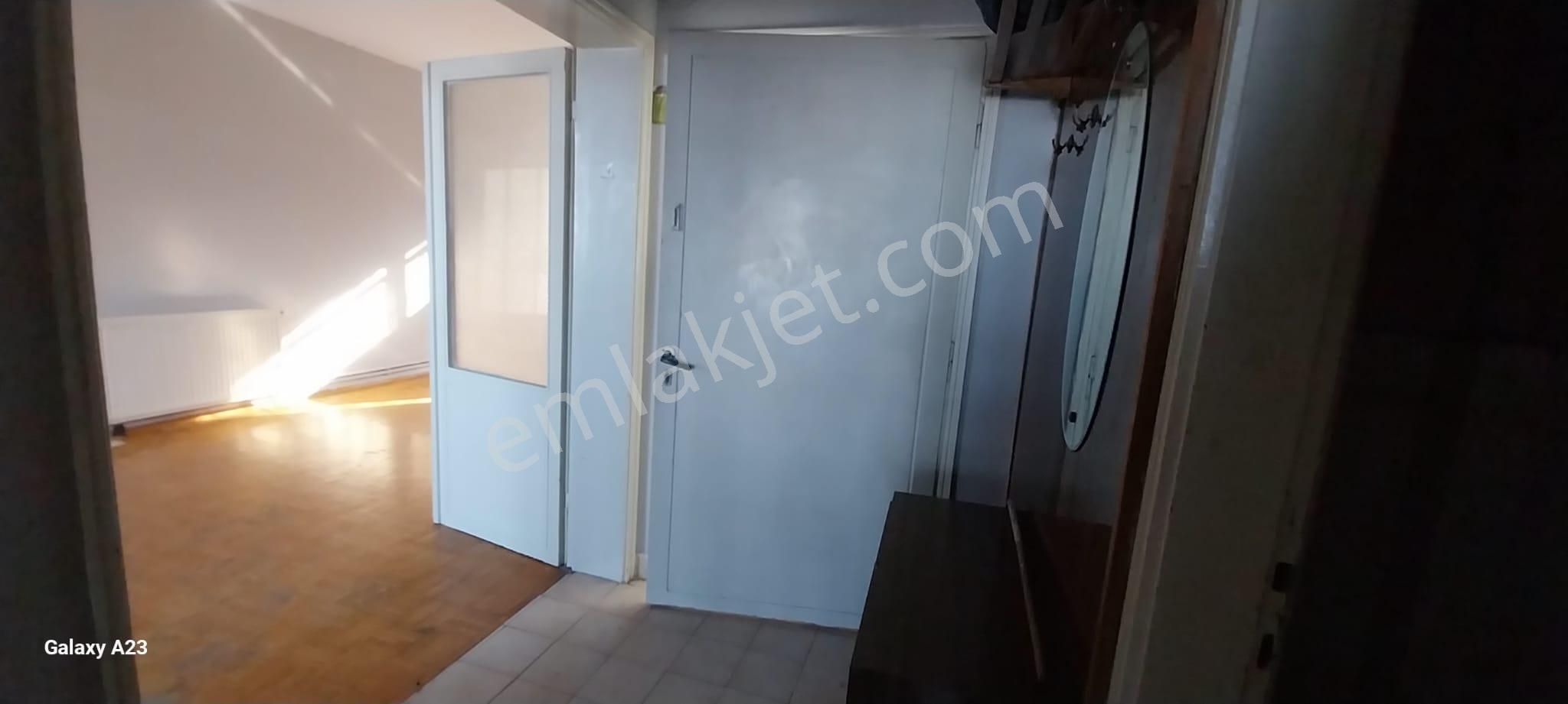 Yeşil Caminin Hemen Altın Da Manzaralı Satılık Daire - Görsel 11