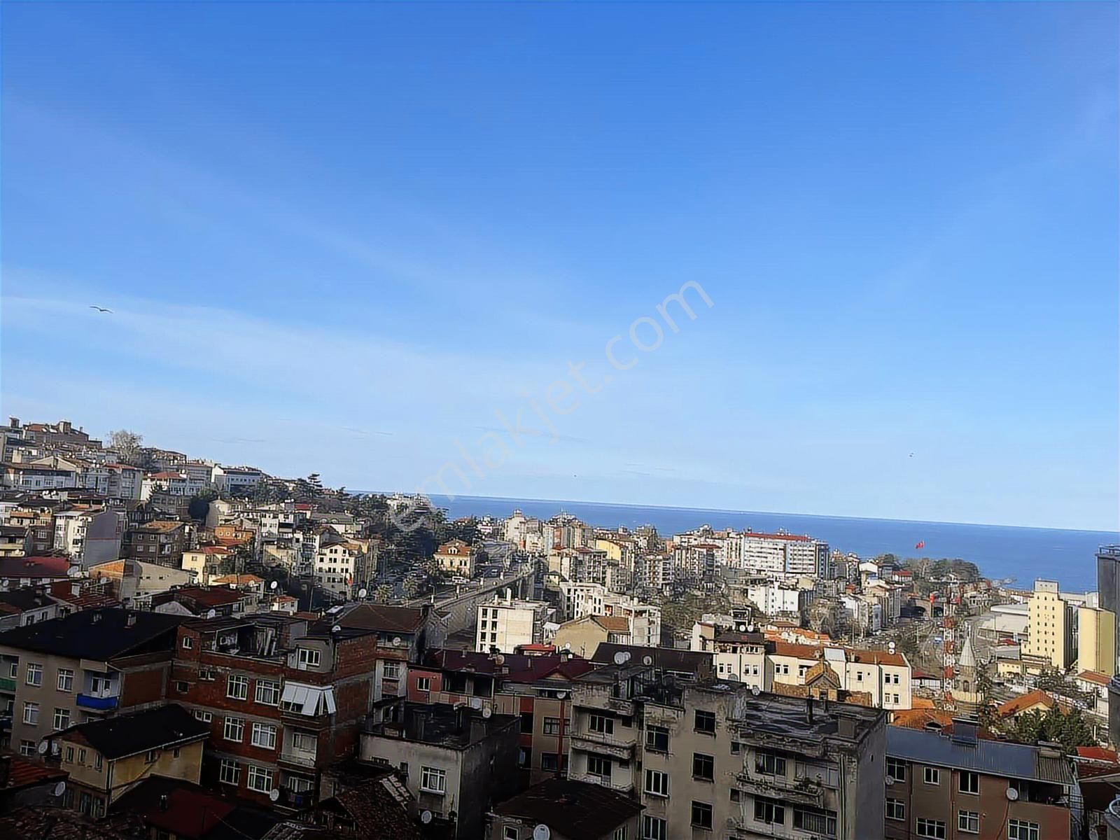 Kiralık Dubleks Daire Şehir Merkezinde Meydanda 4+1