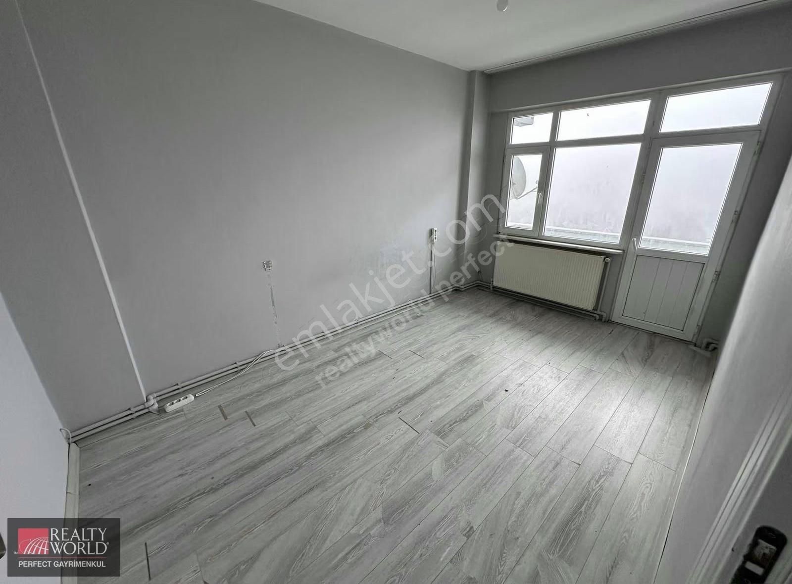 *realty World* Kiralık Kilyos'da 2+1 Deniz Manzaralı Daire - Görsel 4