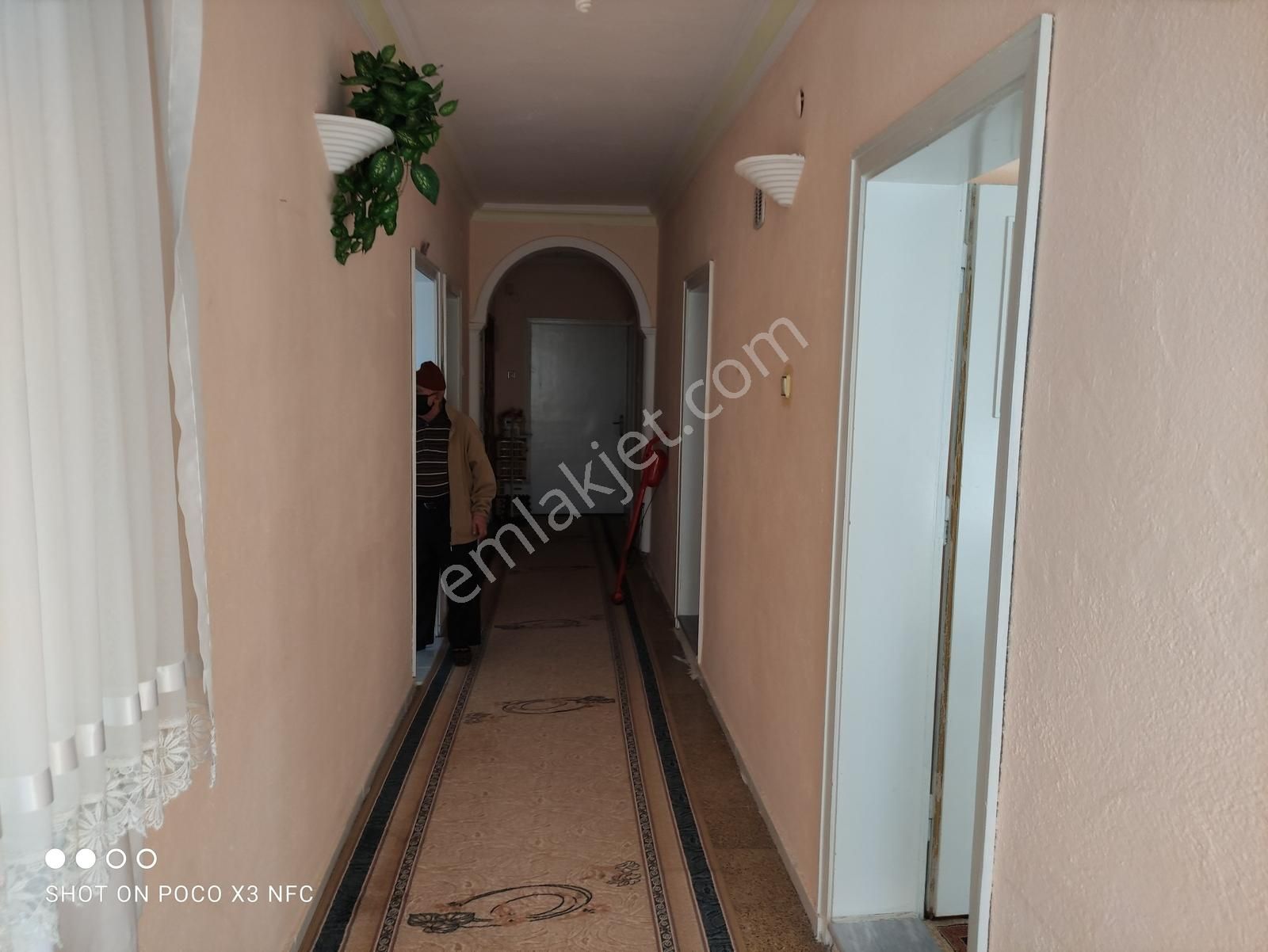 Özpınar,dan Ördekli Bahçe Karşısı 2+1 100 M2.3.kat Sobalı Daire - Görsel 3