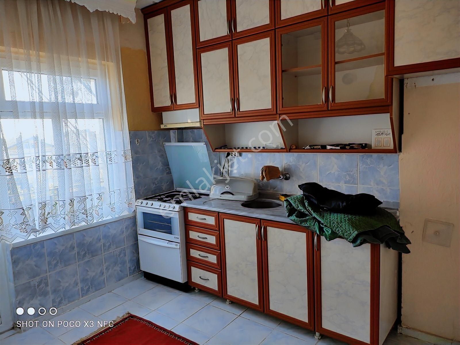 Özpınar,dan Ördekli Bahçe Karşısı 2+1 100 M2.3.kat Sobalı Daire - Görsel 8