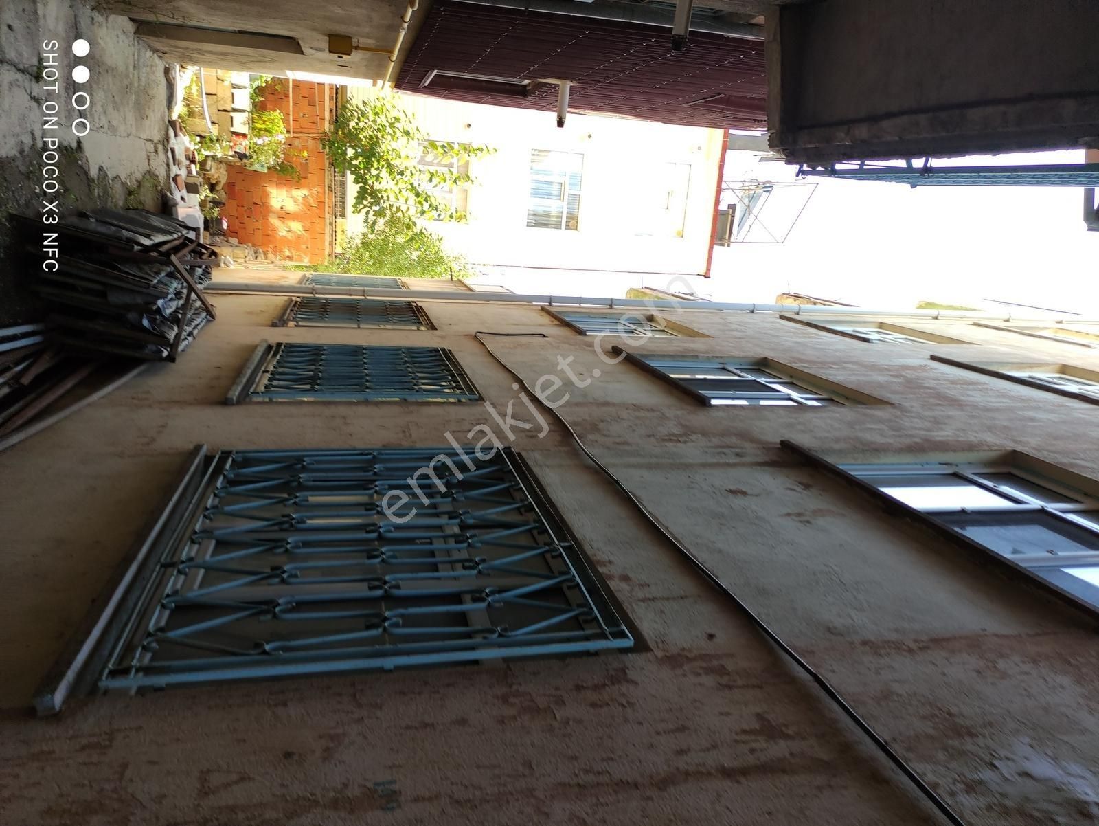 Özpınar,dan Ördekli Bahçe Karşısı 2+1 100 M2.3.kat Sobalı Daire - Görsel 24