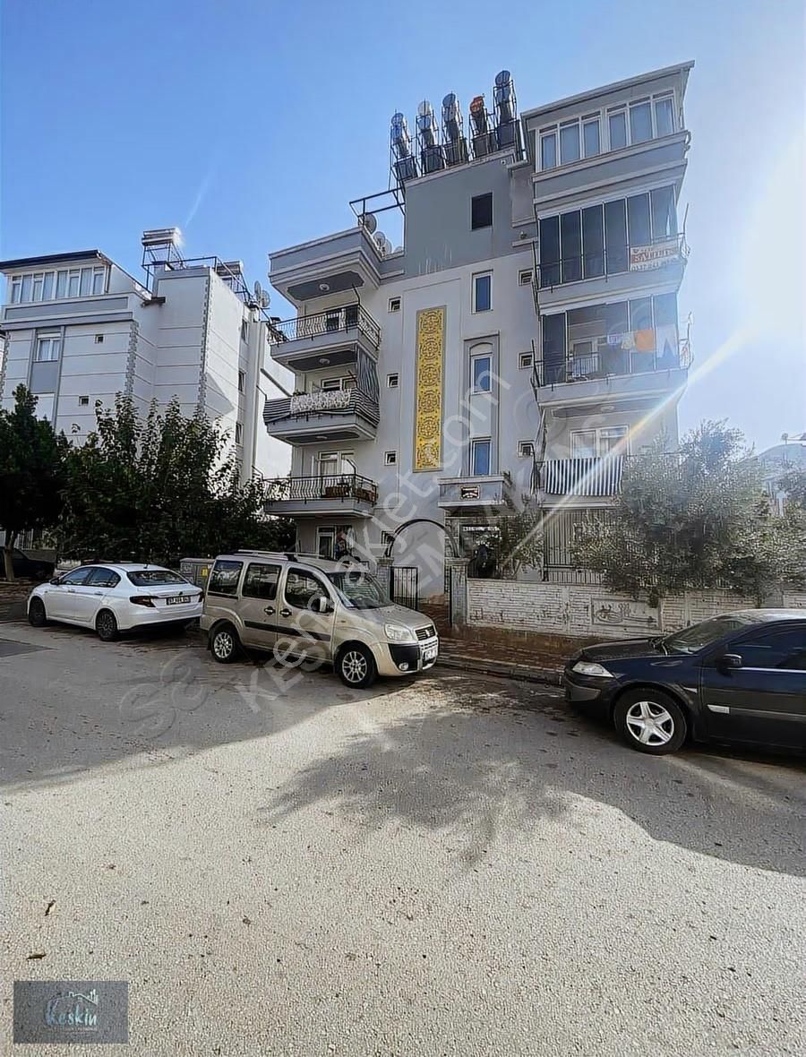 Ahatlı'da Kiralık Asansörlü 3+1 Dubleks Daire, 160m² - Görsel 17
