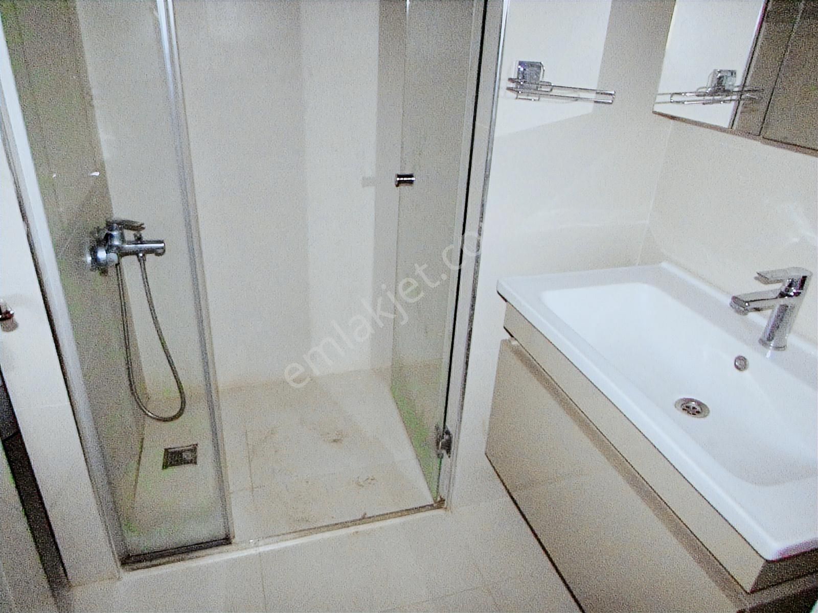 Kadıköy Osmanağa Genç Bina Kombili Müstakil Bahçeli 1+1 Daire - Görsel 12